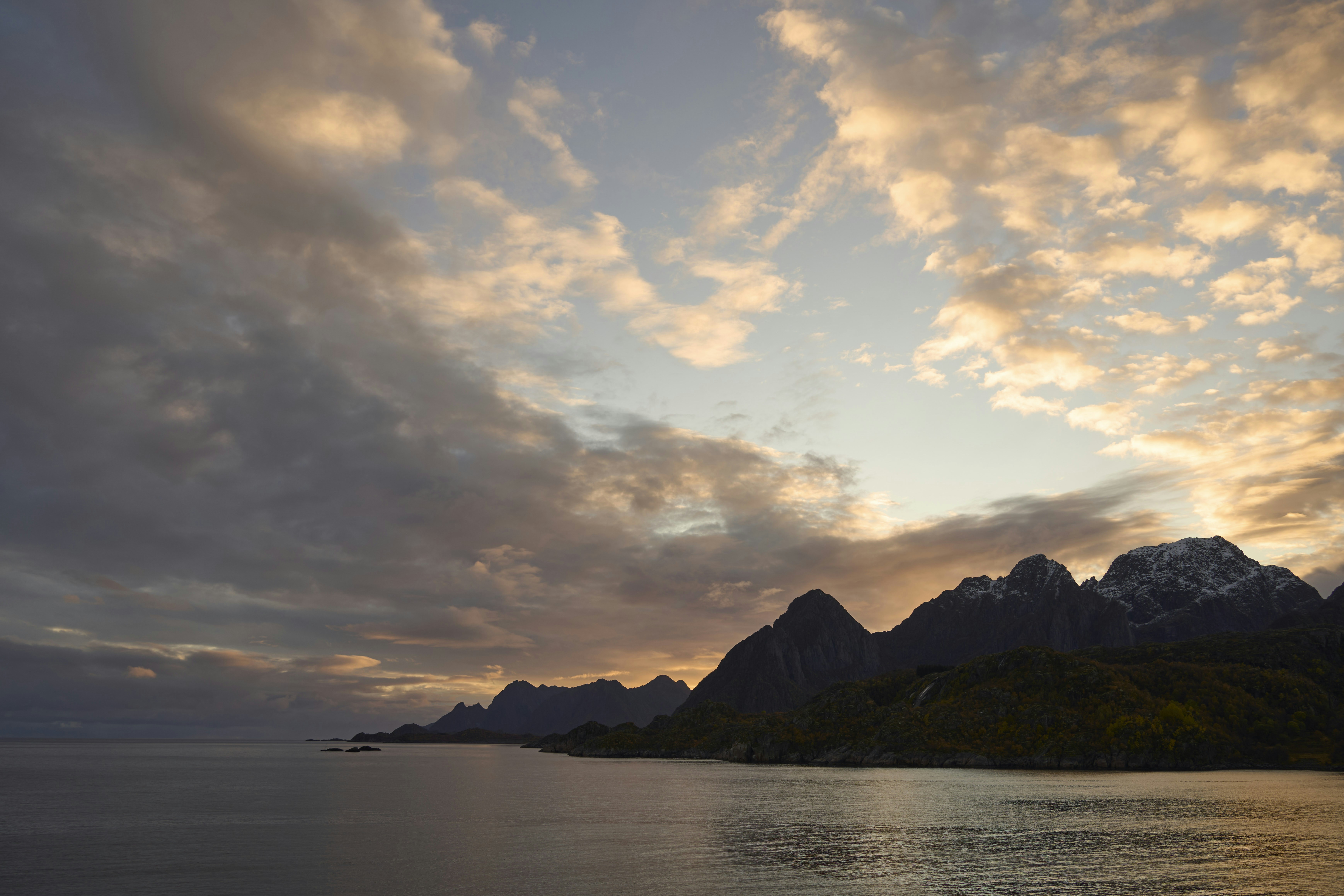 Photo by wolfgang_hasselmann