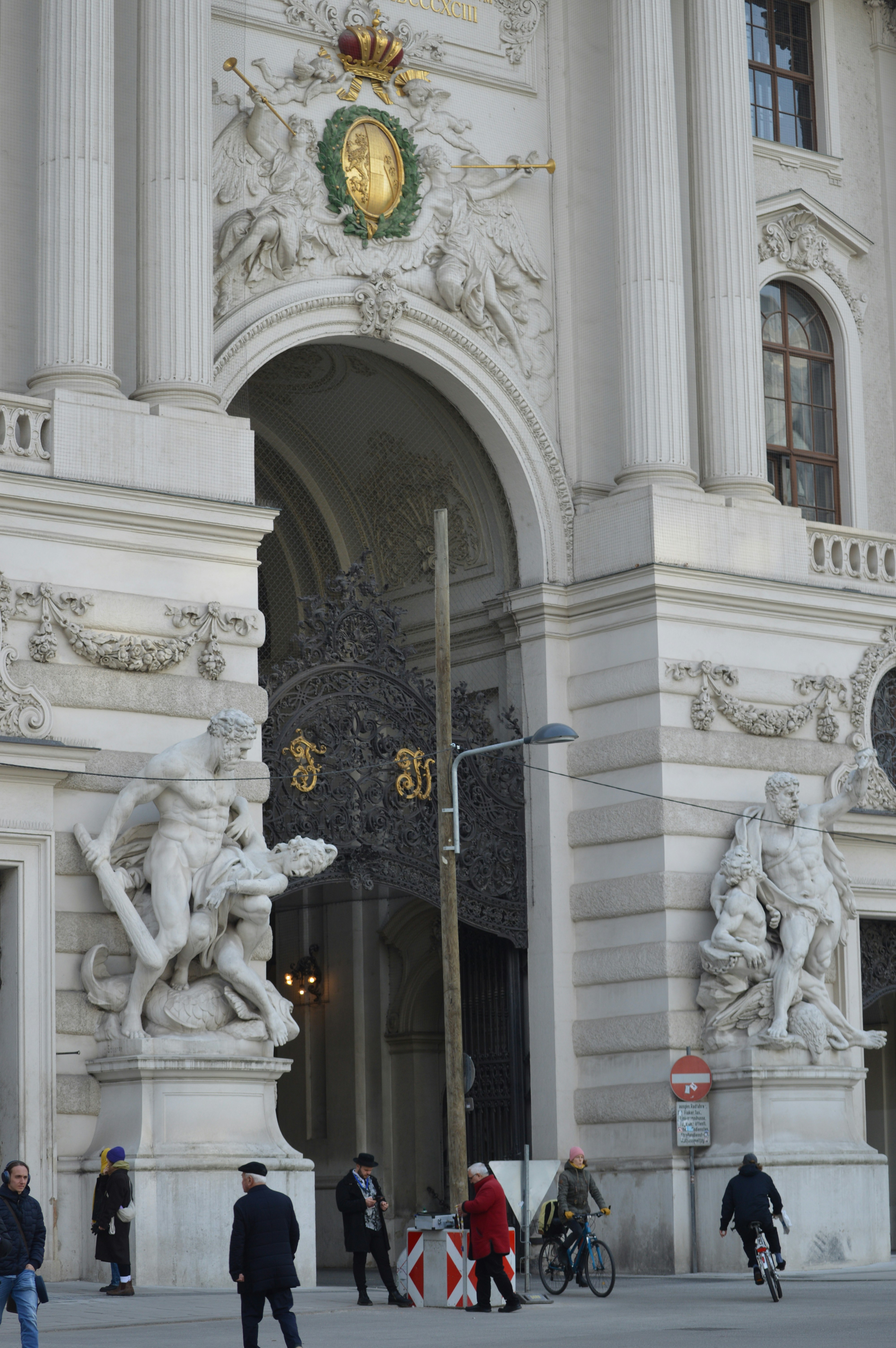 Photo by joshimilestoner