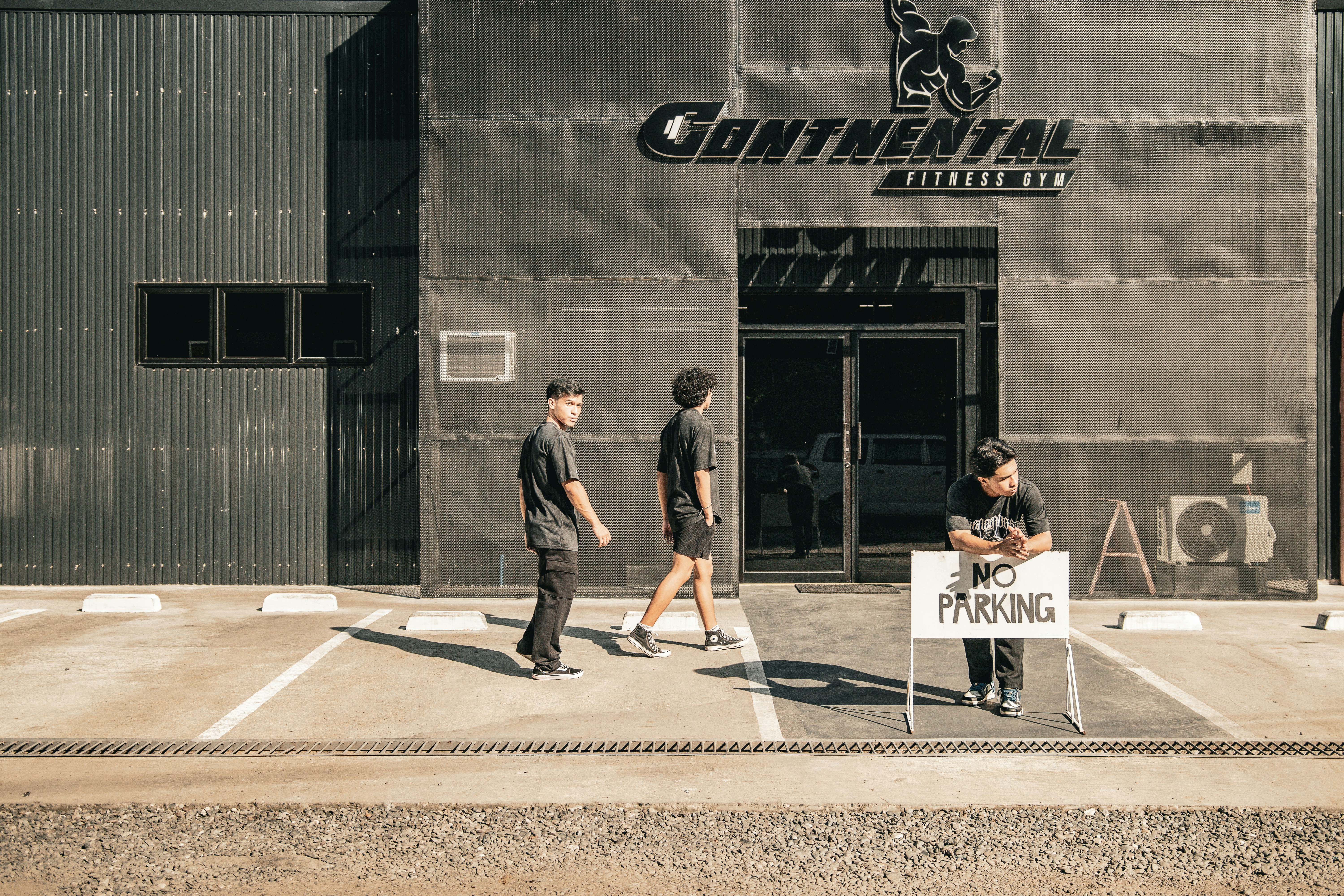 Contracting and Gig Strategies for SMBs in a Tight Labor Market: What Small Business Stats Reveal
