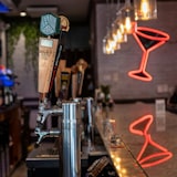 Cocktails on a bar counter — Snappr on Unsplash
