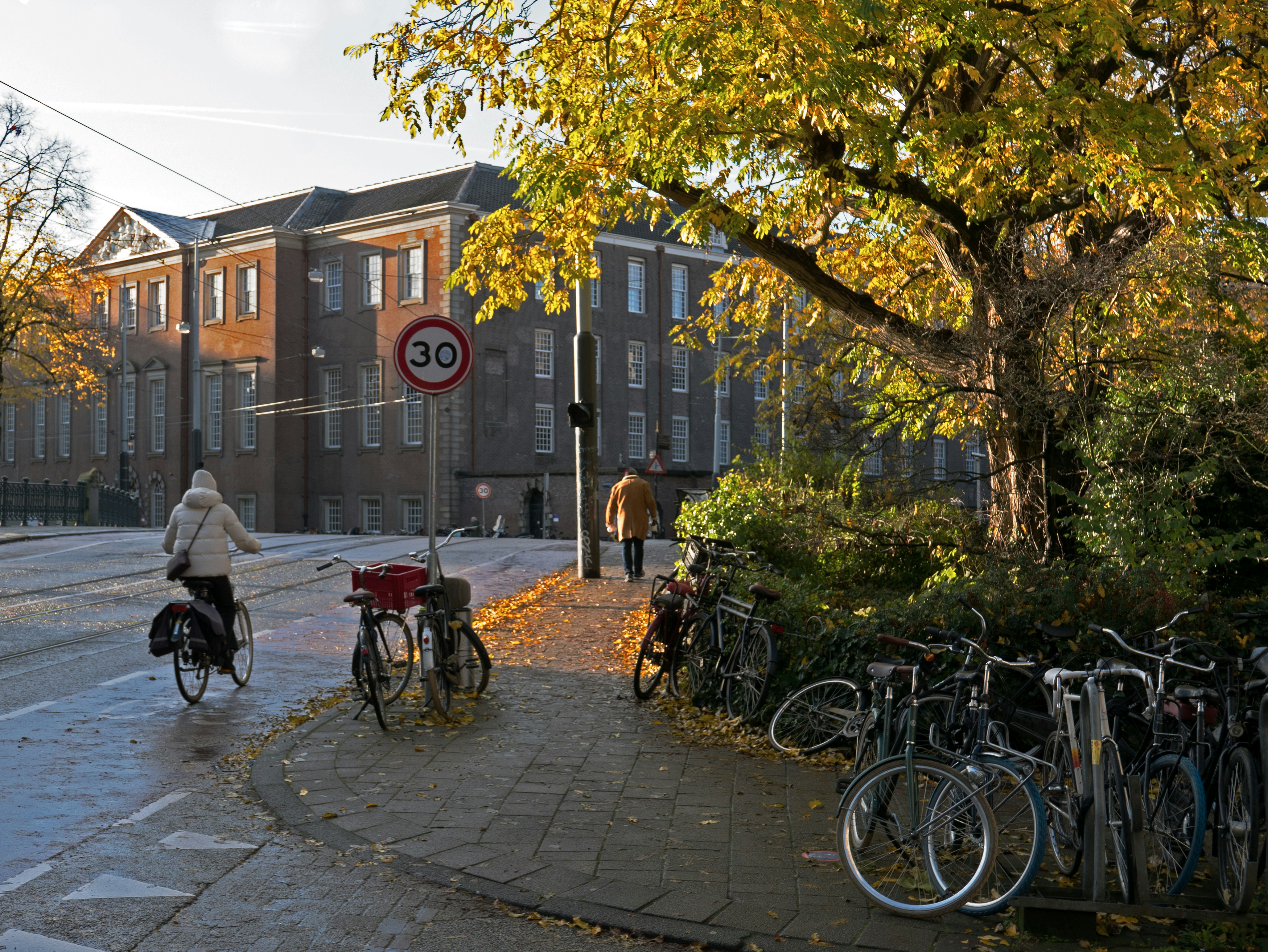 Photo by fonsheijnsbroek_amsterdam_photos