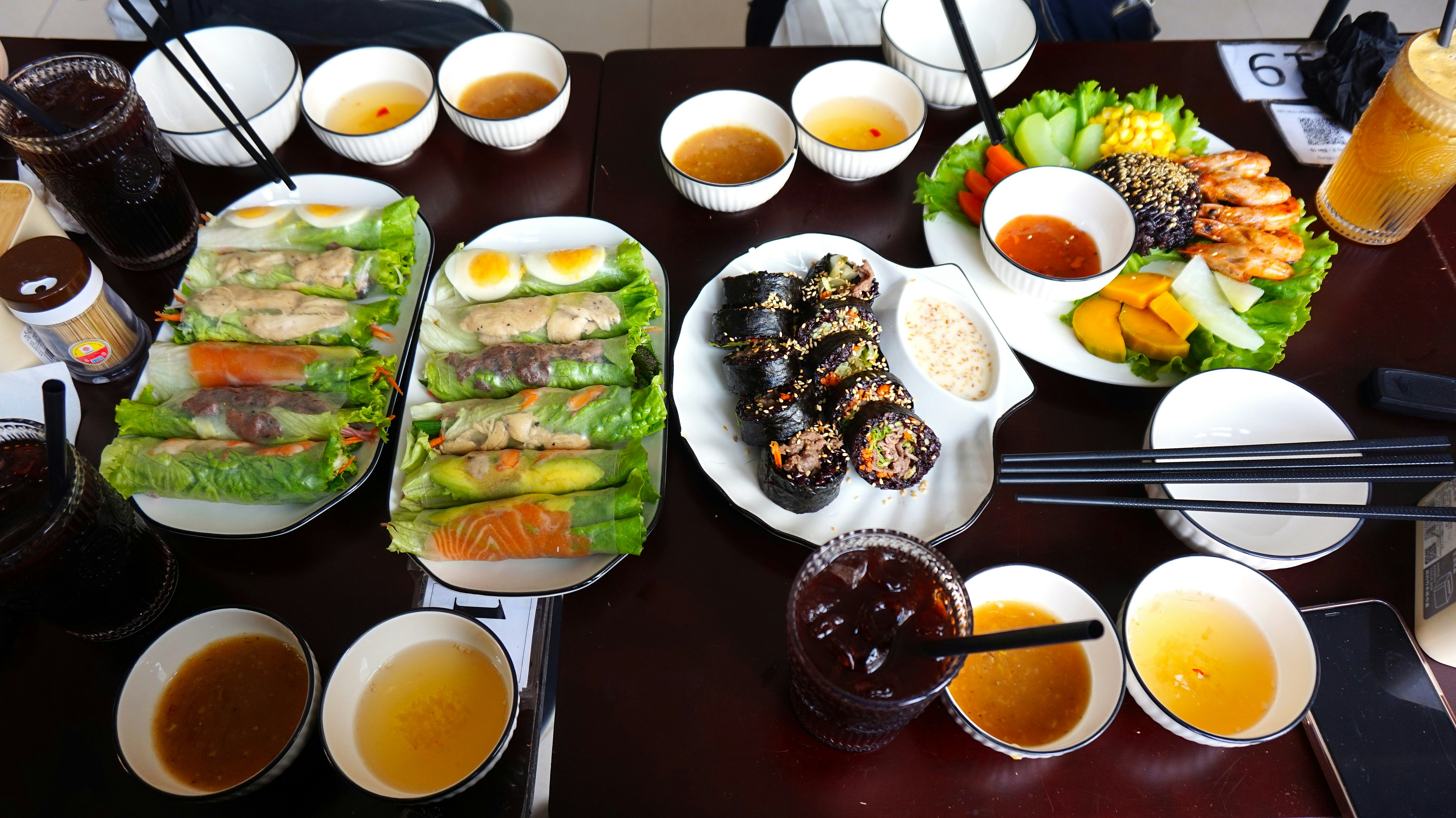 통영 통영 음식 문화 효율적으로 구성된 텍스트 기반 블로그 이미지 - 독자 이해를 위한 이미지