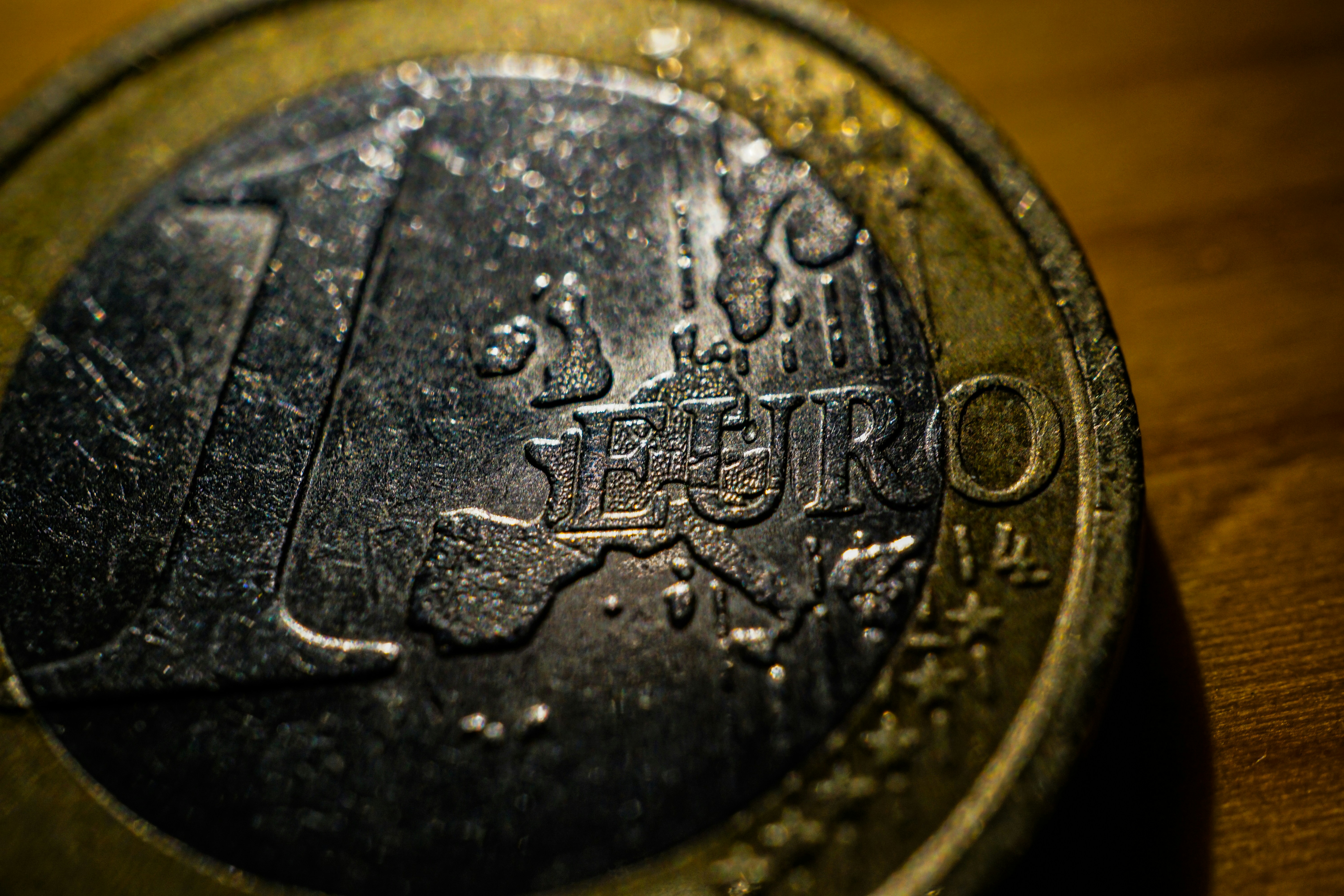 Has Europe learnt from its great carbon price debasement?