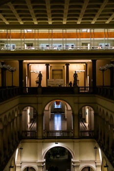 Vistas de Museo nocturno