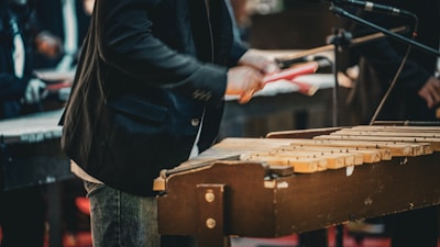Suara Lontar: 50 Lagu Sasando Tradisional