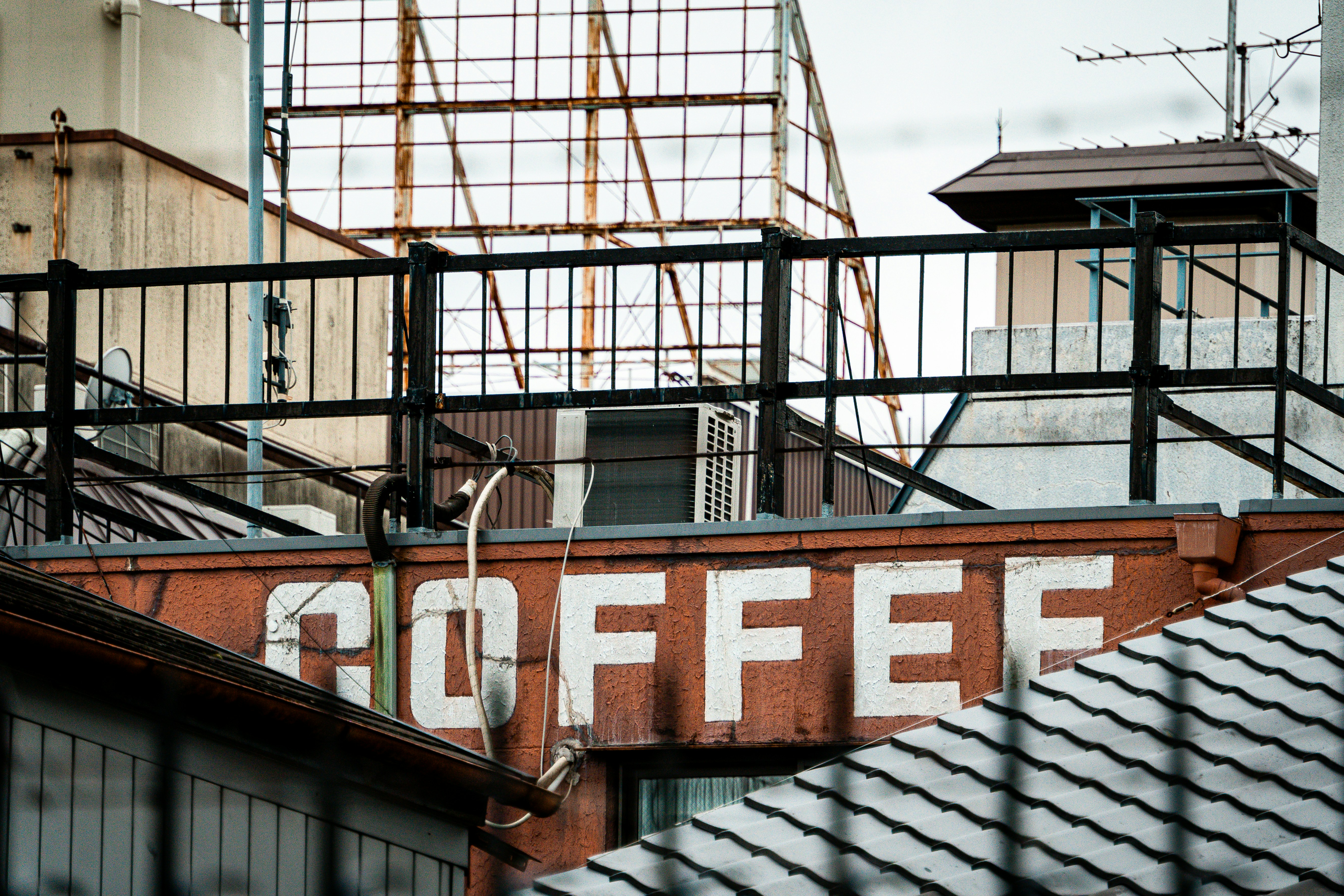 Photo by whereiskylenow