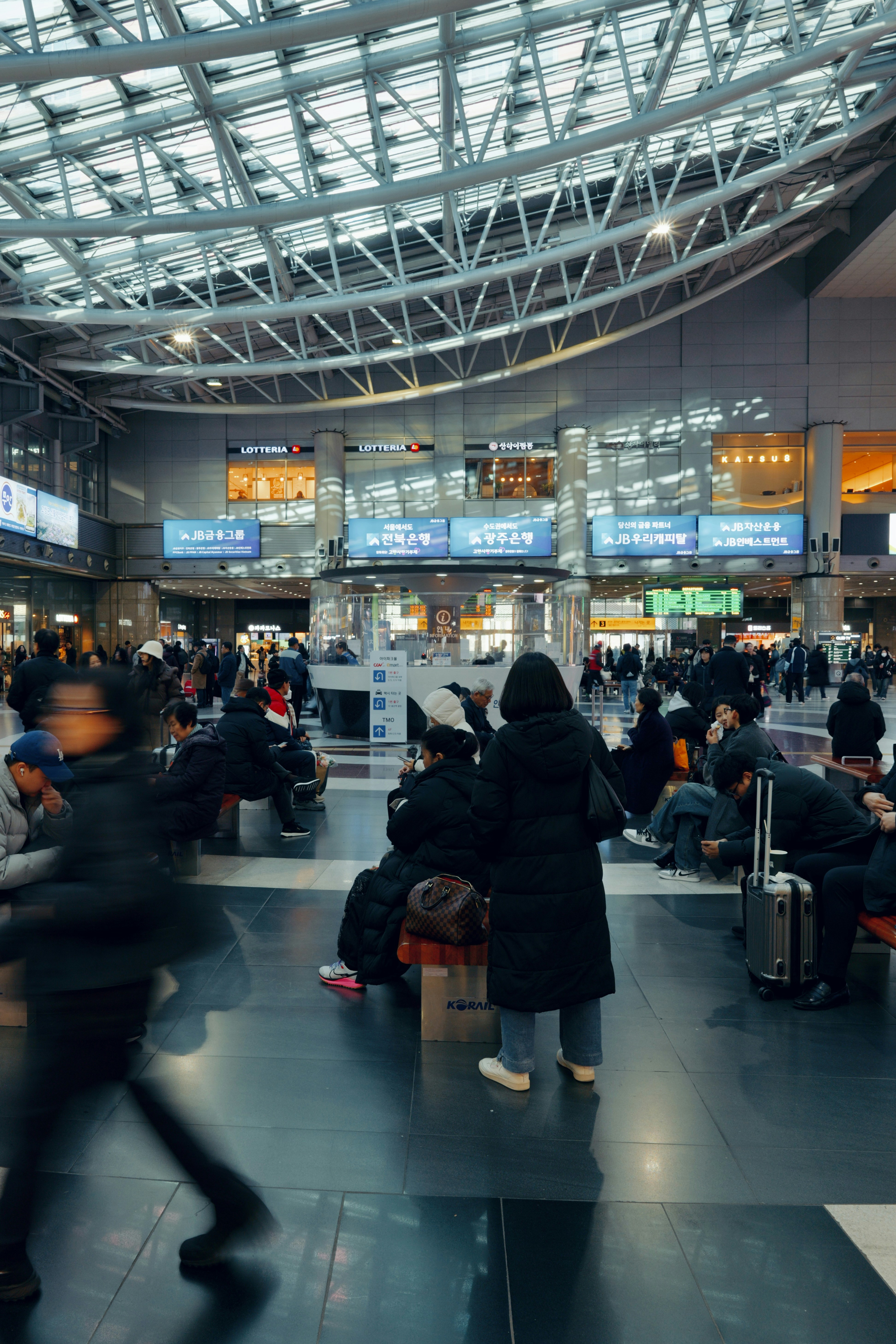 Photo by charlieevans