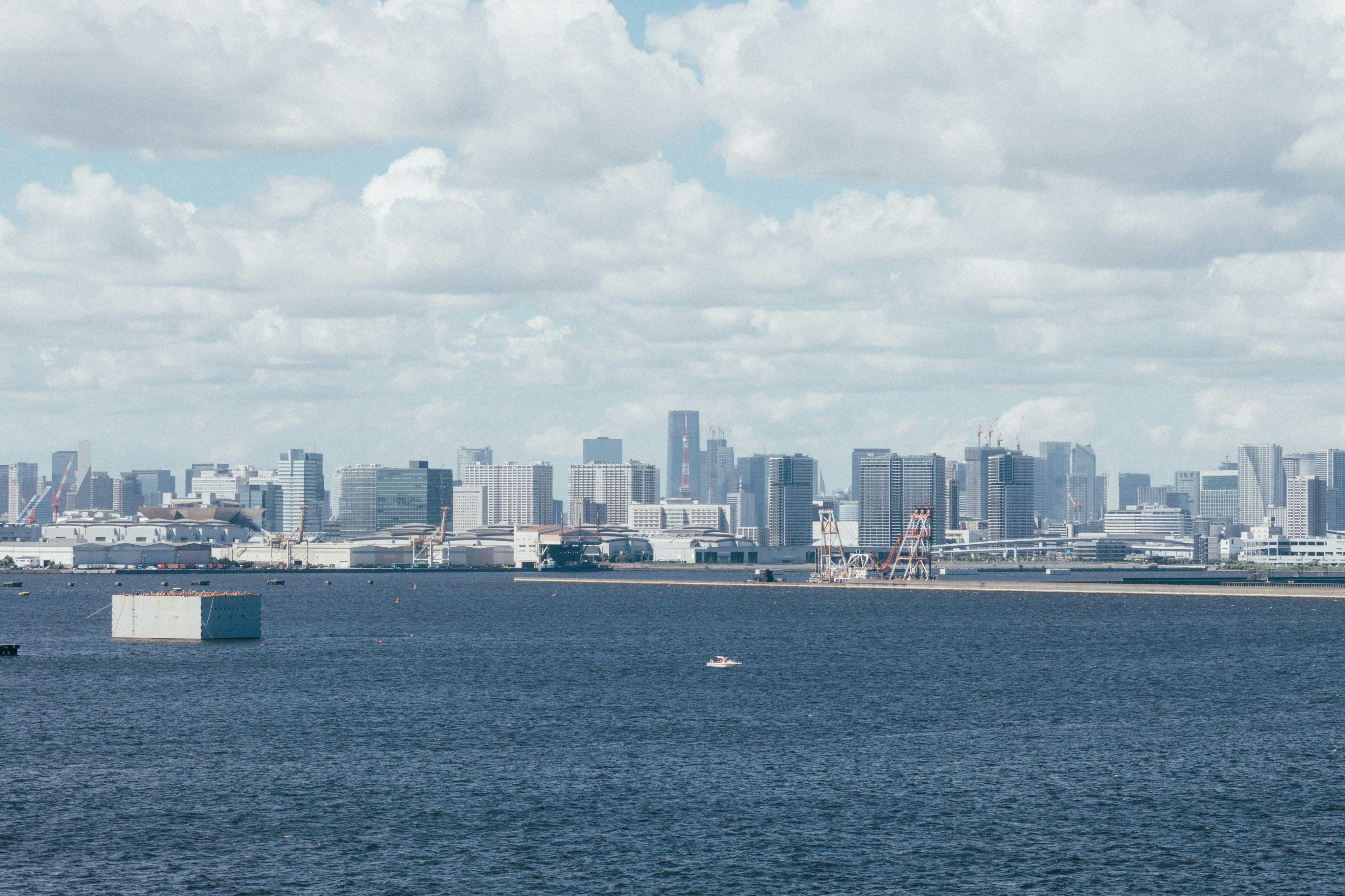 Photo by tsuyoshikozu