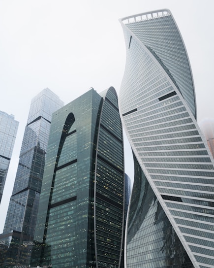 A large group of tall buildings in a city