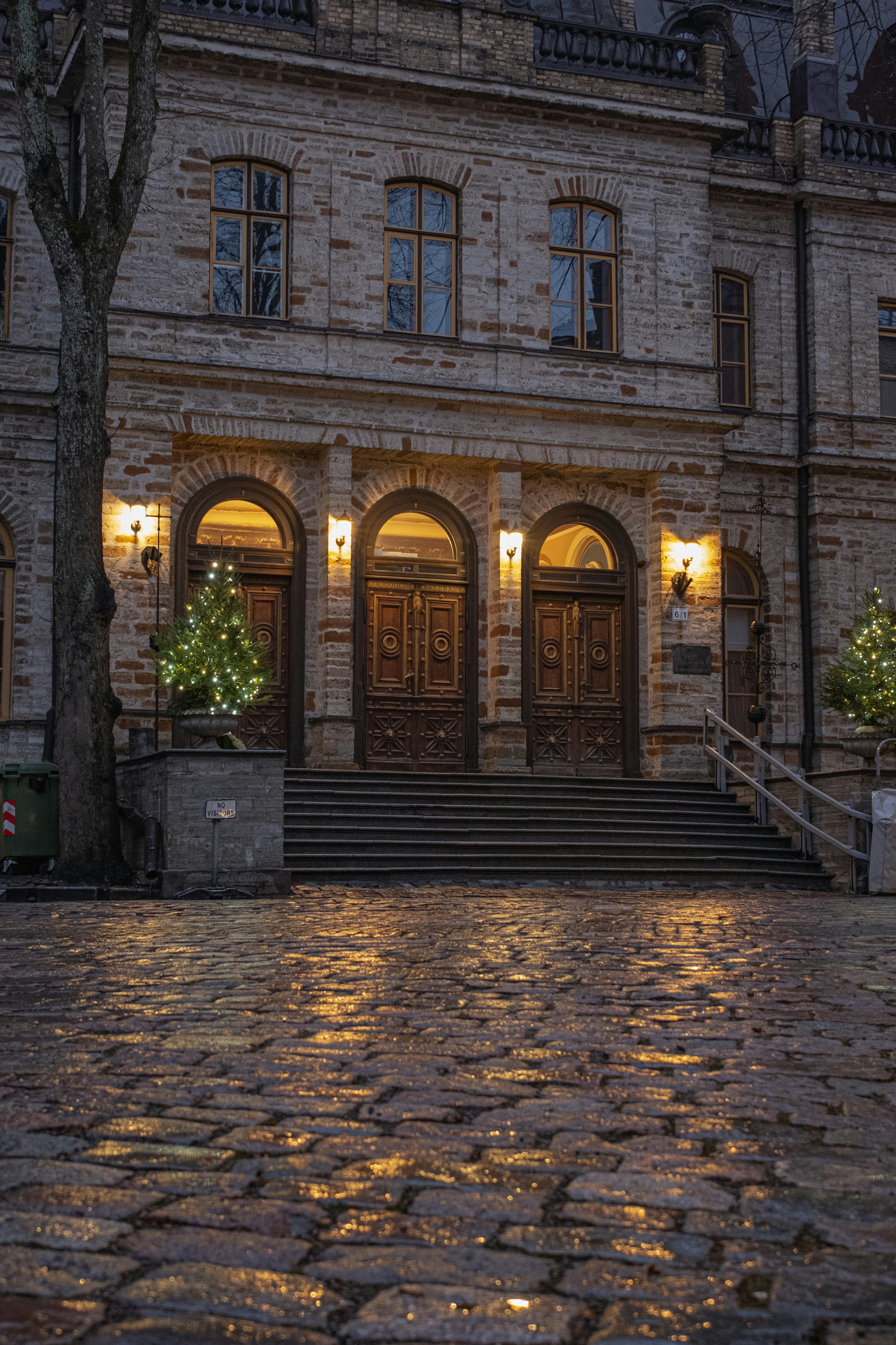 Photo by inga_images