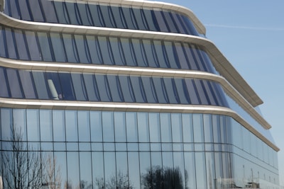 A tall building with a lot of windows on top of it