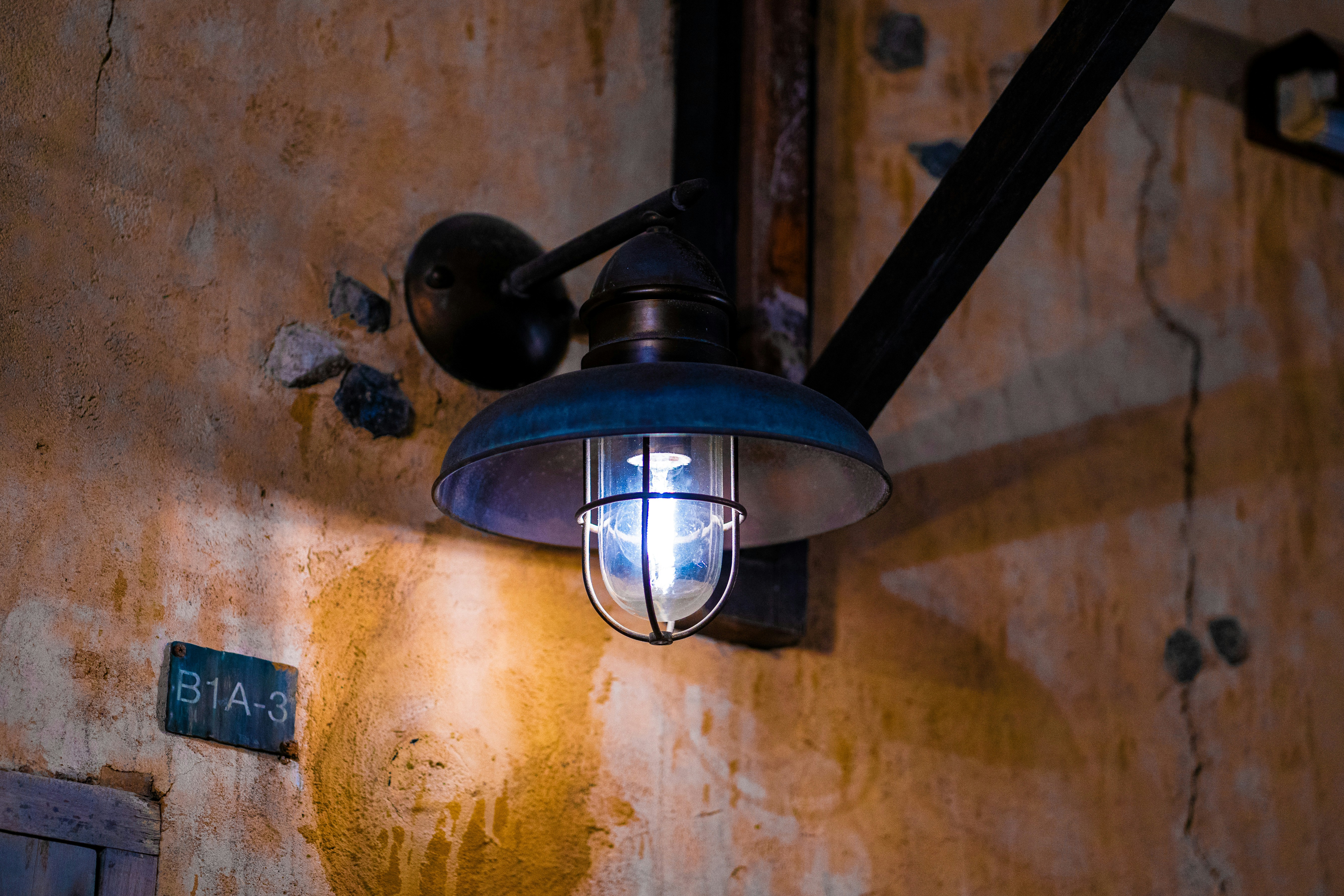 a light that is on the side of a wall