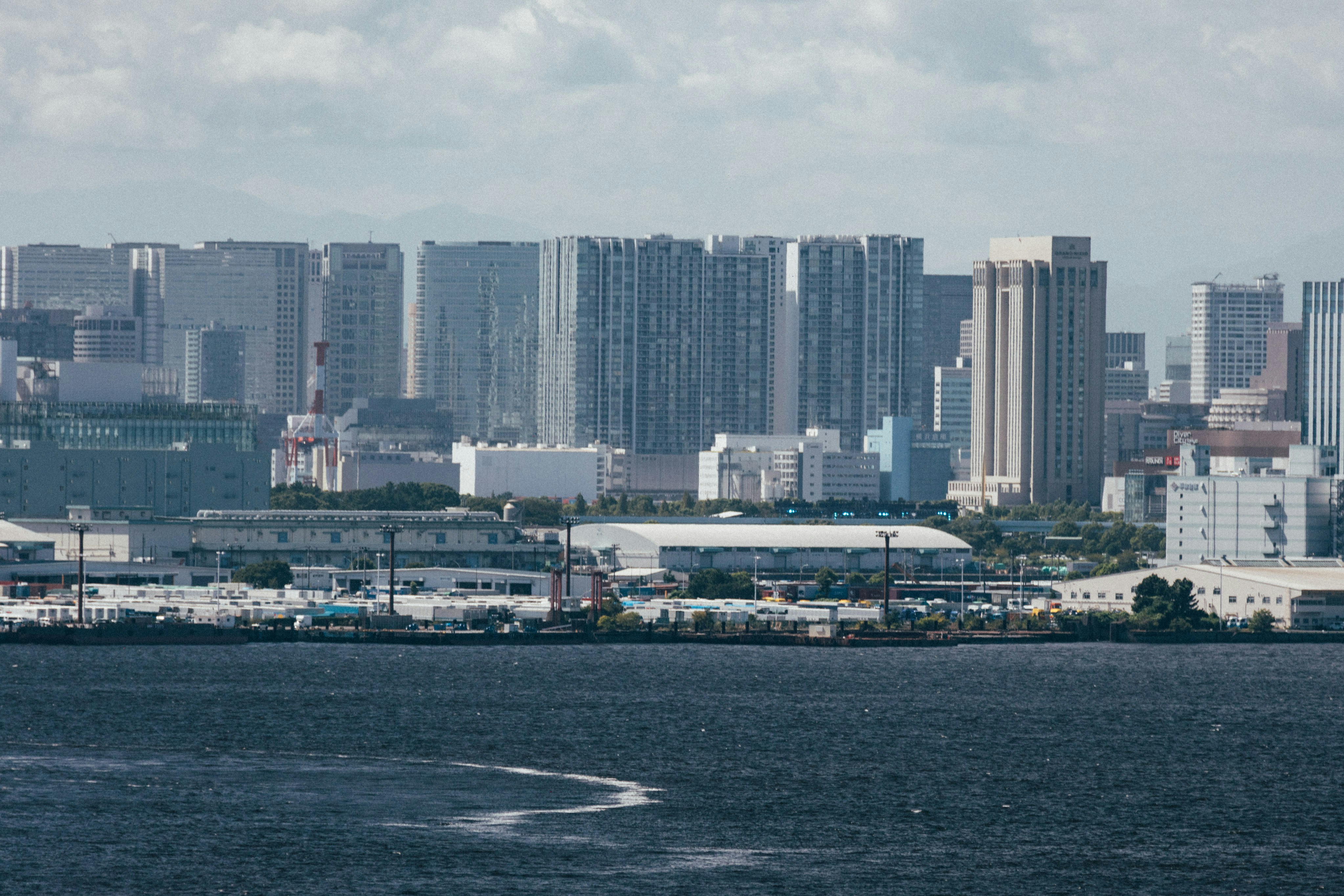 Photo by tsuyoshikozu