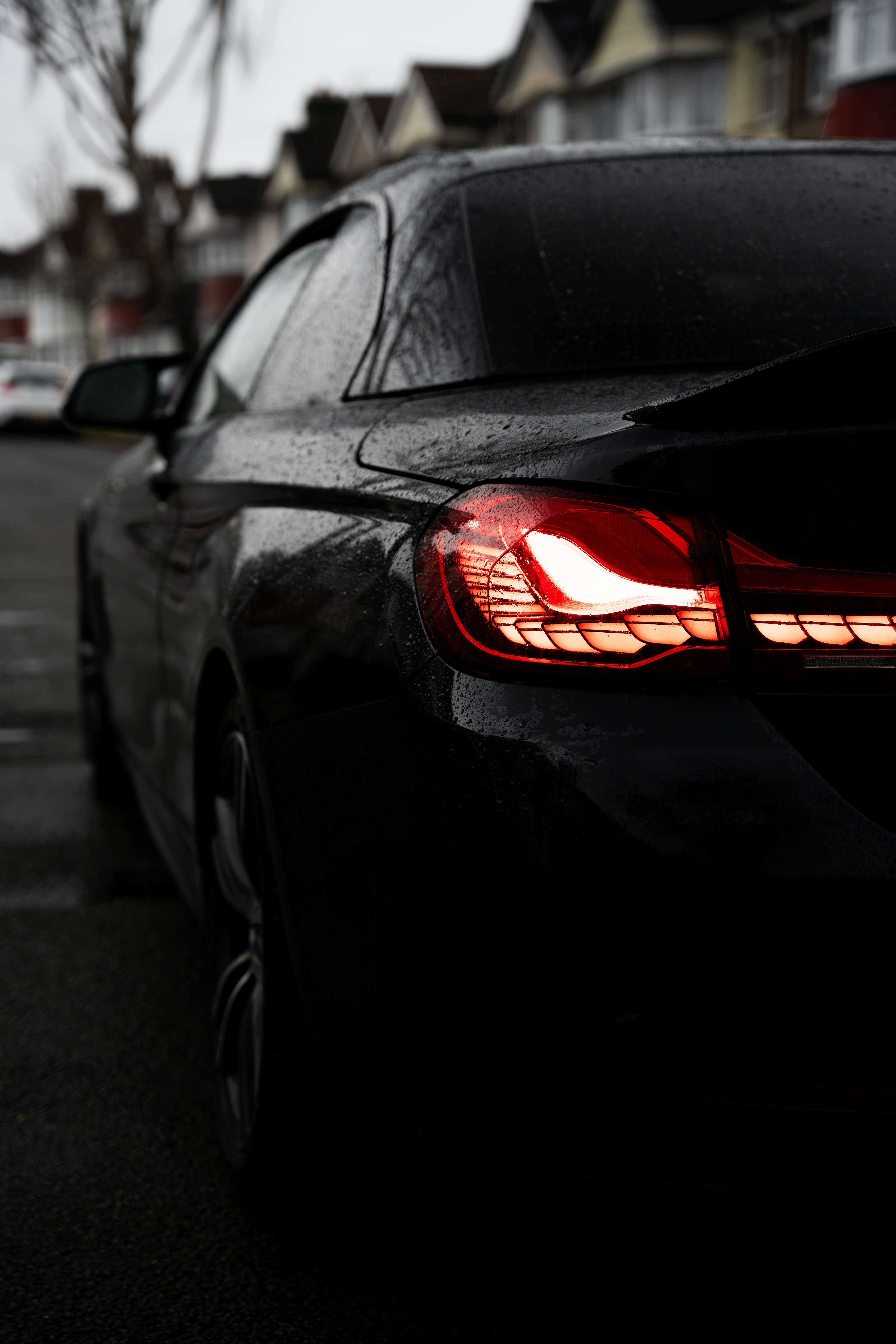 photo-1735494626043-94873e92a51f?ixid=M3wxMjA3fDB8MXxzZWFyY2h8MTl8fGNhciUyMHRpdGxlJTIwbG9hbiUyMG9uJTIwZmluYW5jZWQlMjBjYXJ8ZW58MHx8fHwxNzY4OTg5OTg0fDA\u0026ixlib=rb-4.1.0