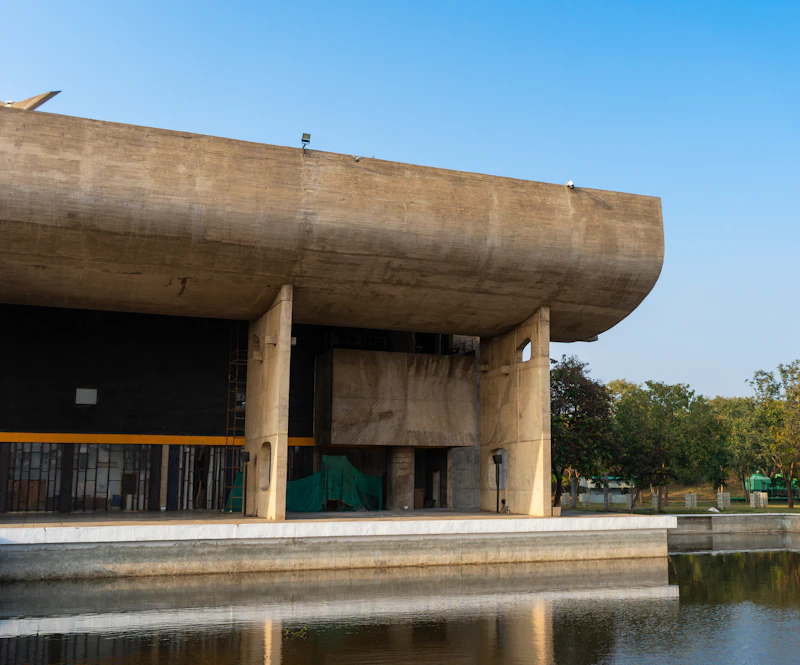 Best Boutique Hotels in Chandigarh for Style, Character, and No Chain-Hotel Vibes