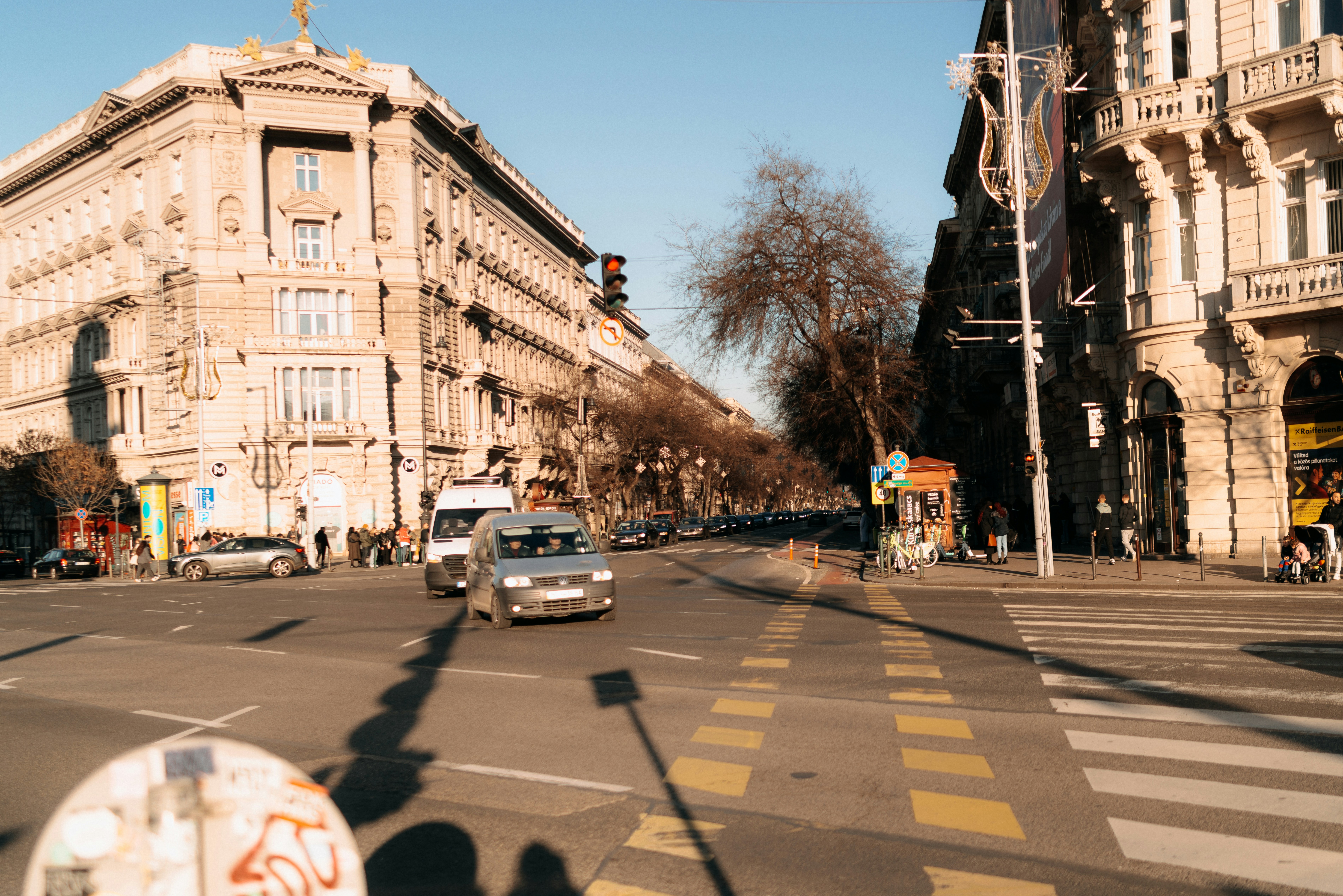 Photo by rebecatrifan