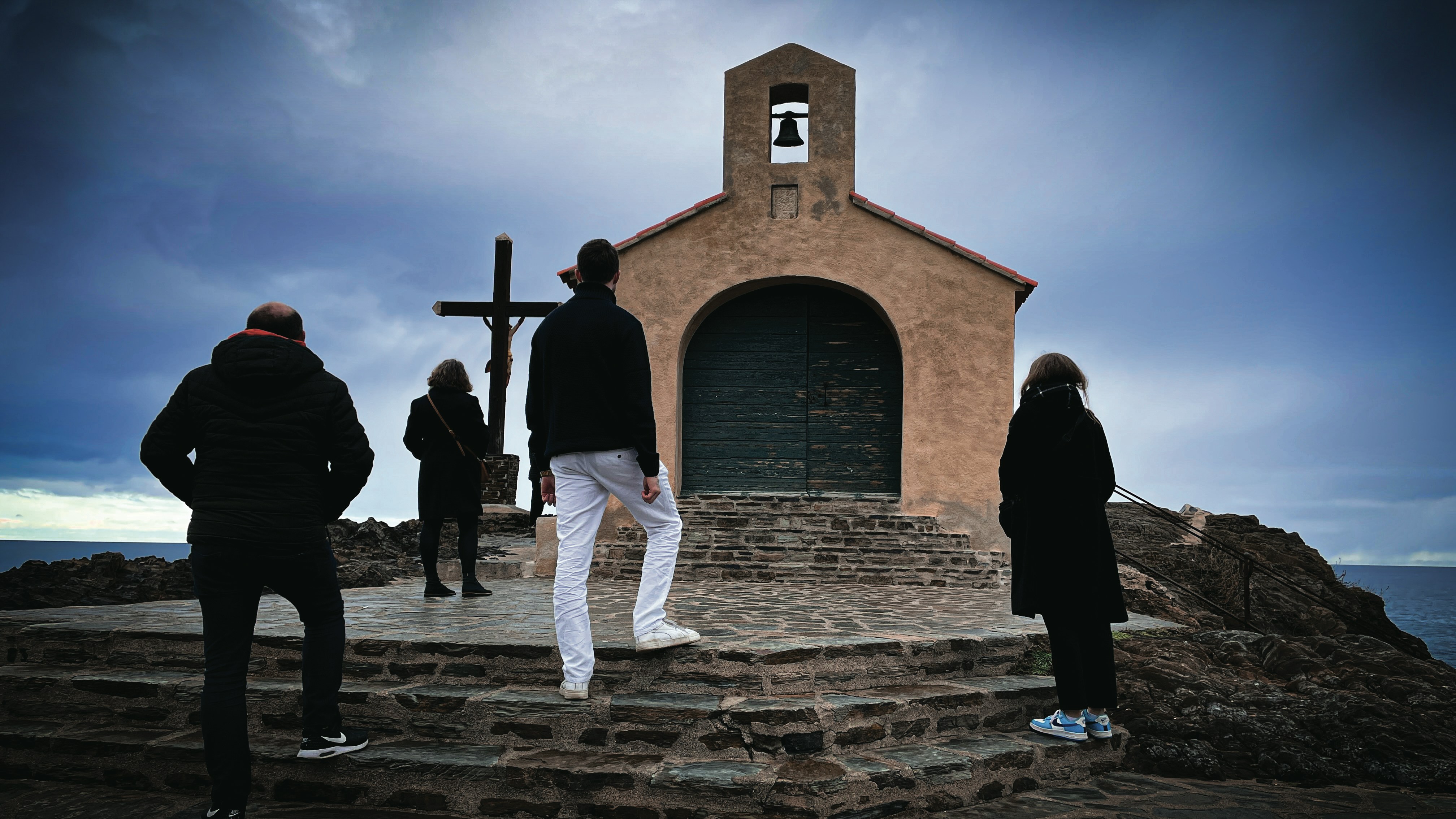 A leader is a dealer in hope.