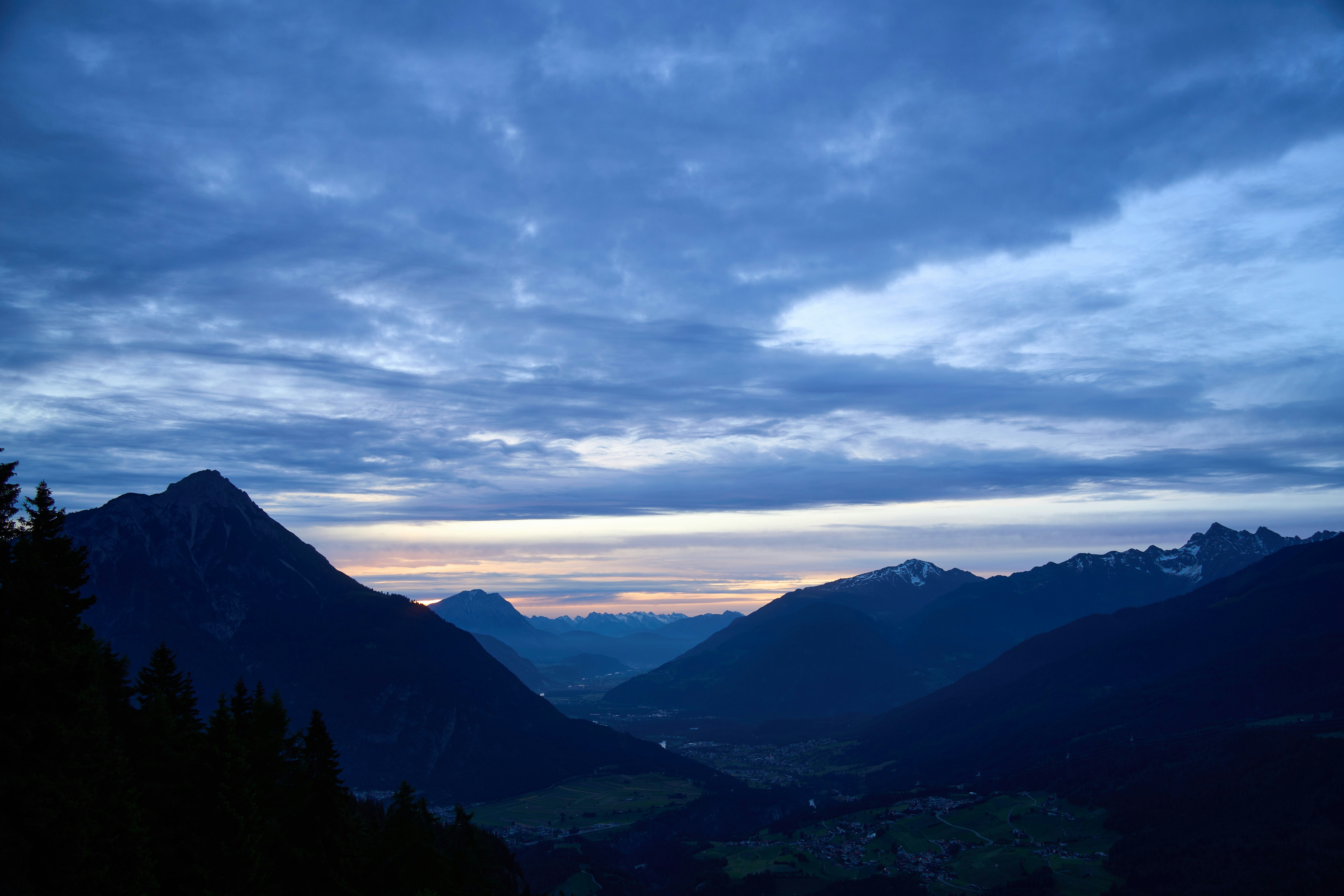 Photo by wolfgang_hasselmann