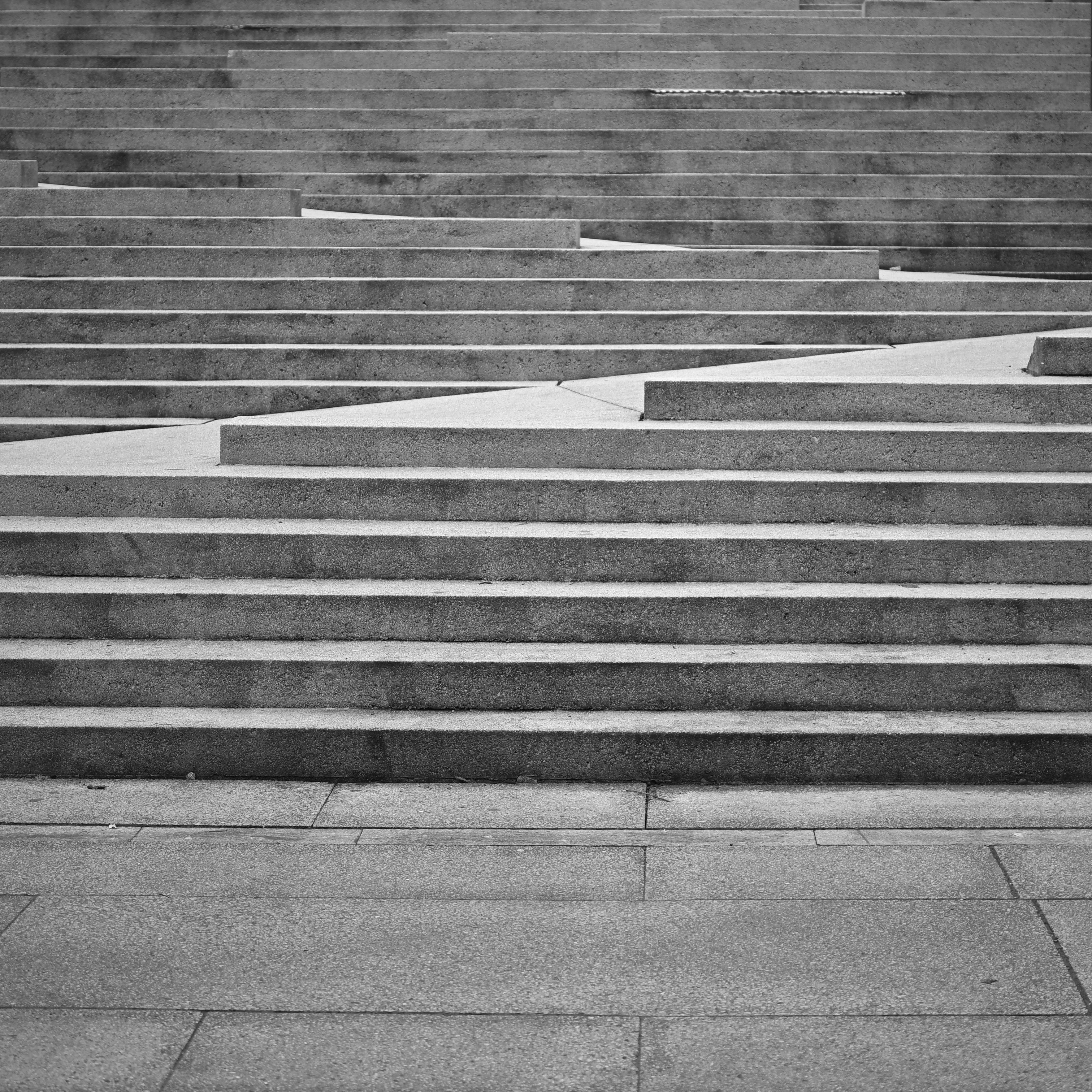 Photo by jonathankslim