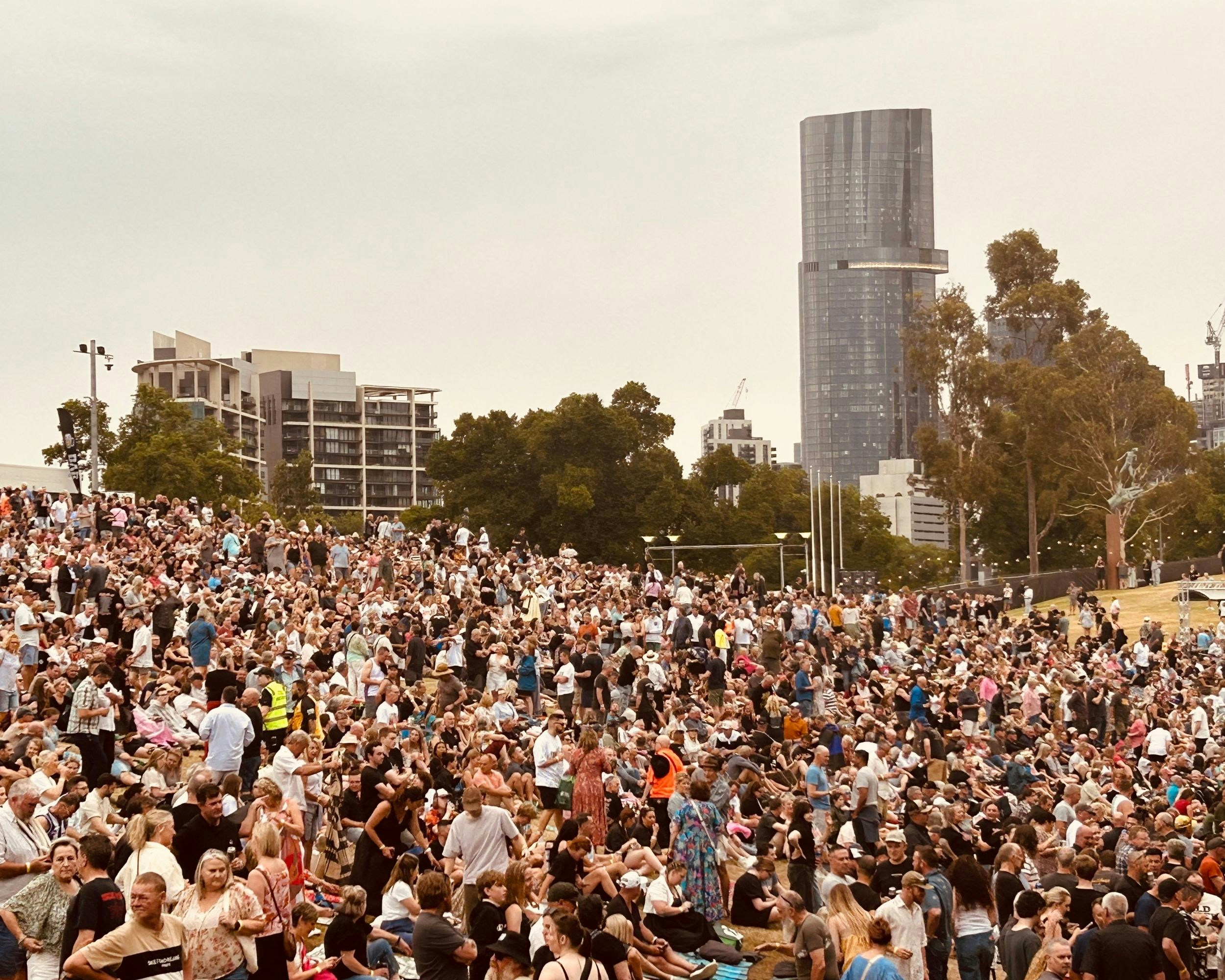 Race Week Ripple Effect: How the Melbourne Cup Carnival Rewires Aussie Players' Online Habits