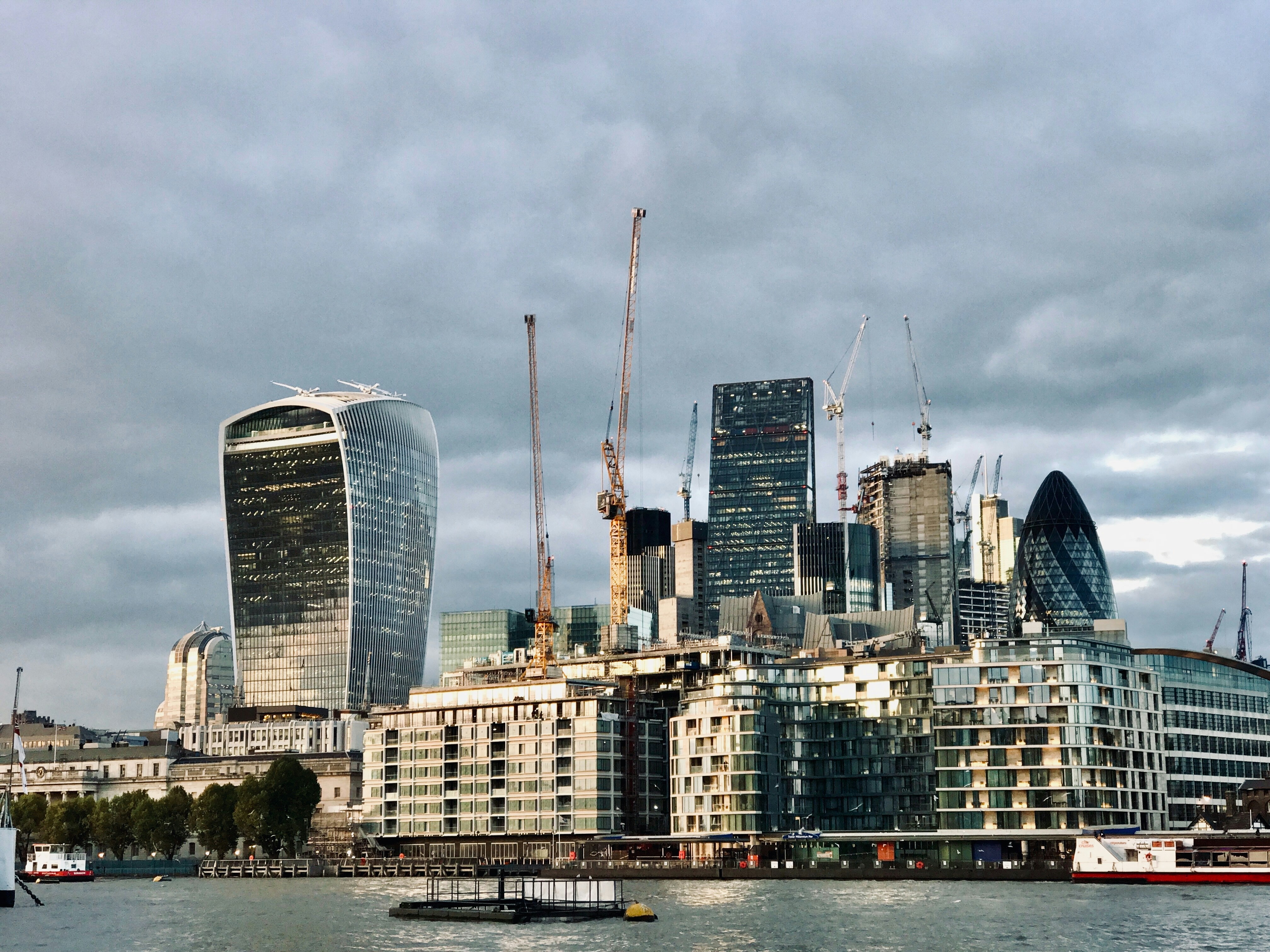 Photo by boxi_offical