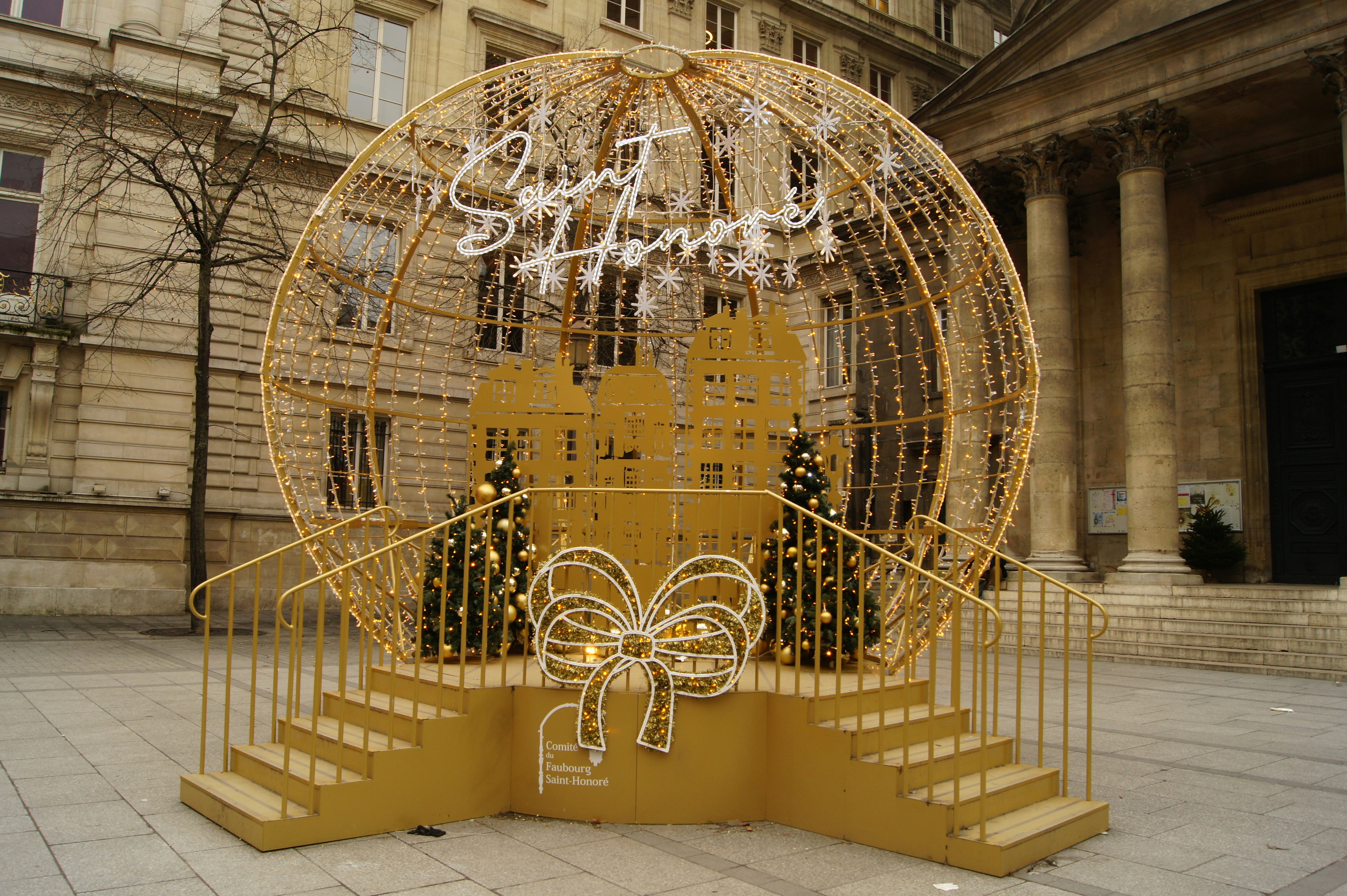 Gilded Cages: Literary Prizes' Paradoxical Impact on Art