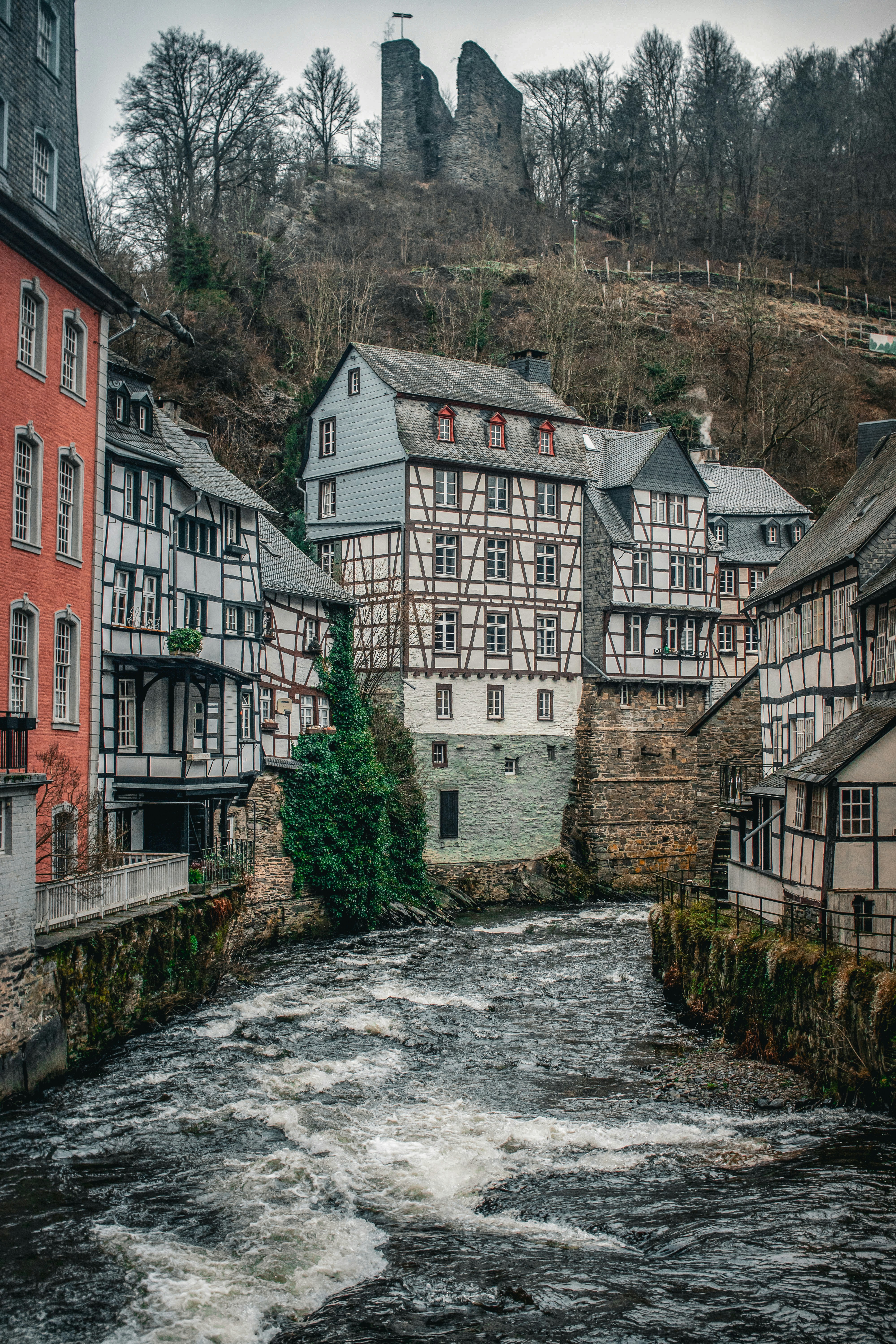 Photo by luxunderscore