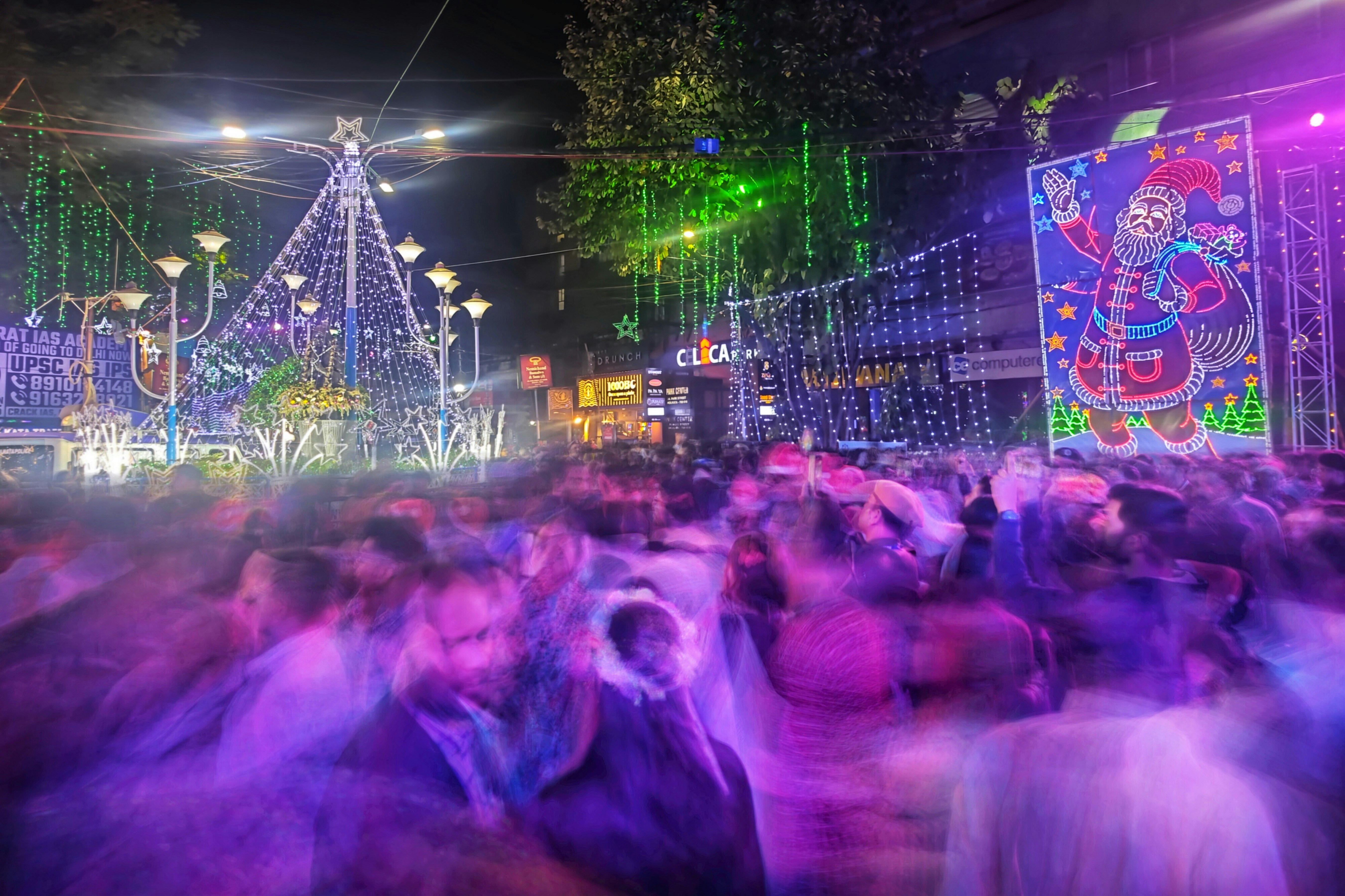 Lively atmosphere at Urban Deli