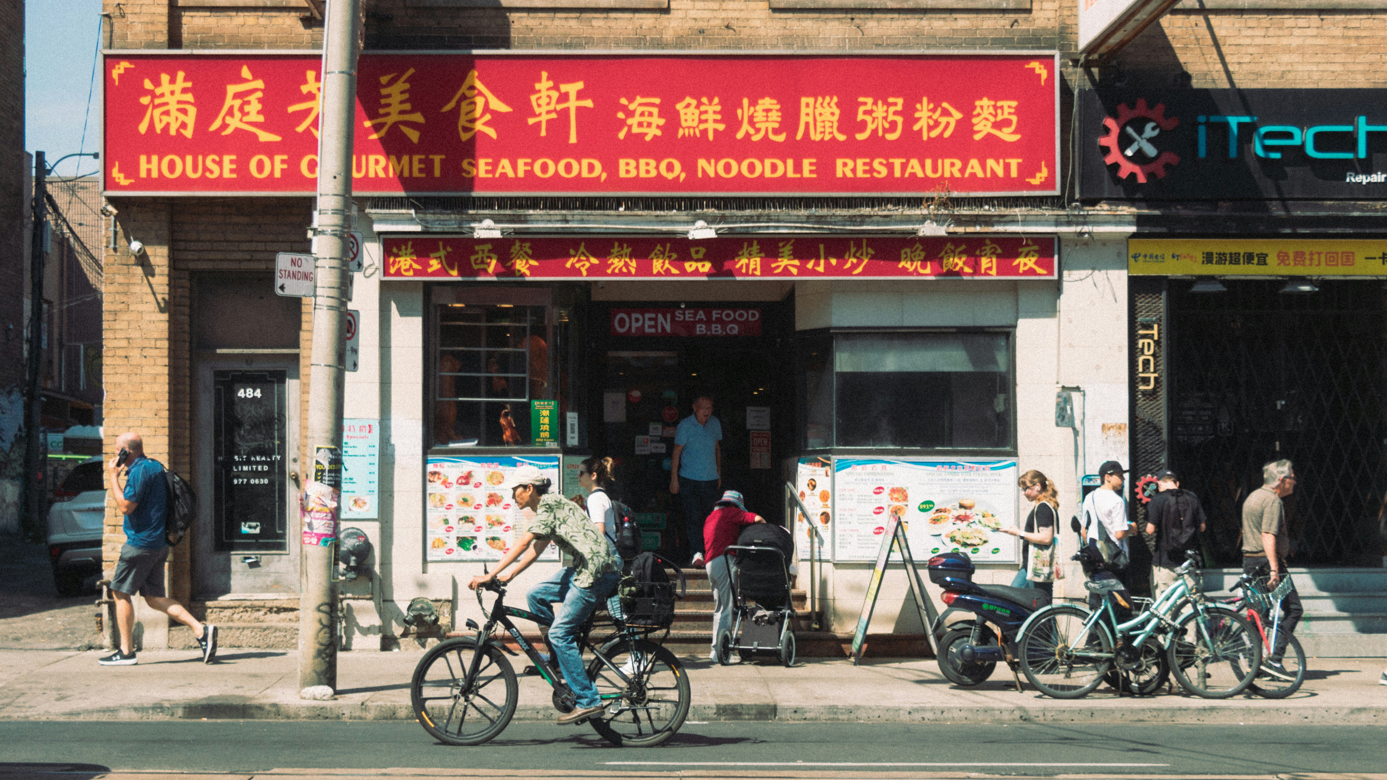 From Hong Kong private dining to Britain's "Habibie Kitchen" — A BNO migrant's restaurant venture story