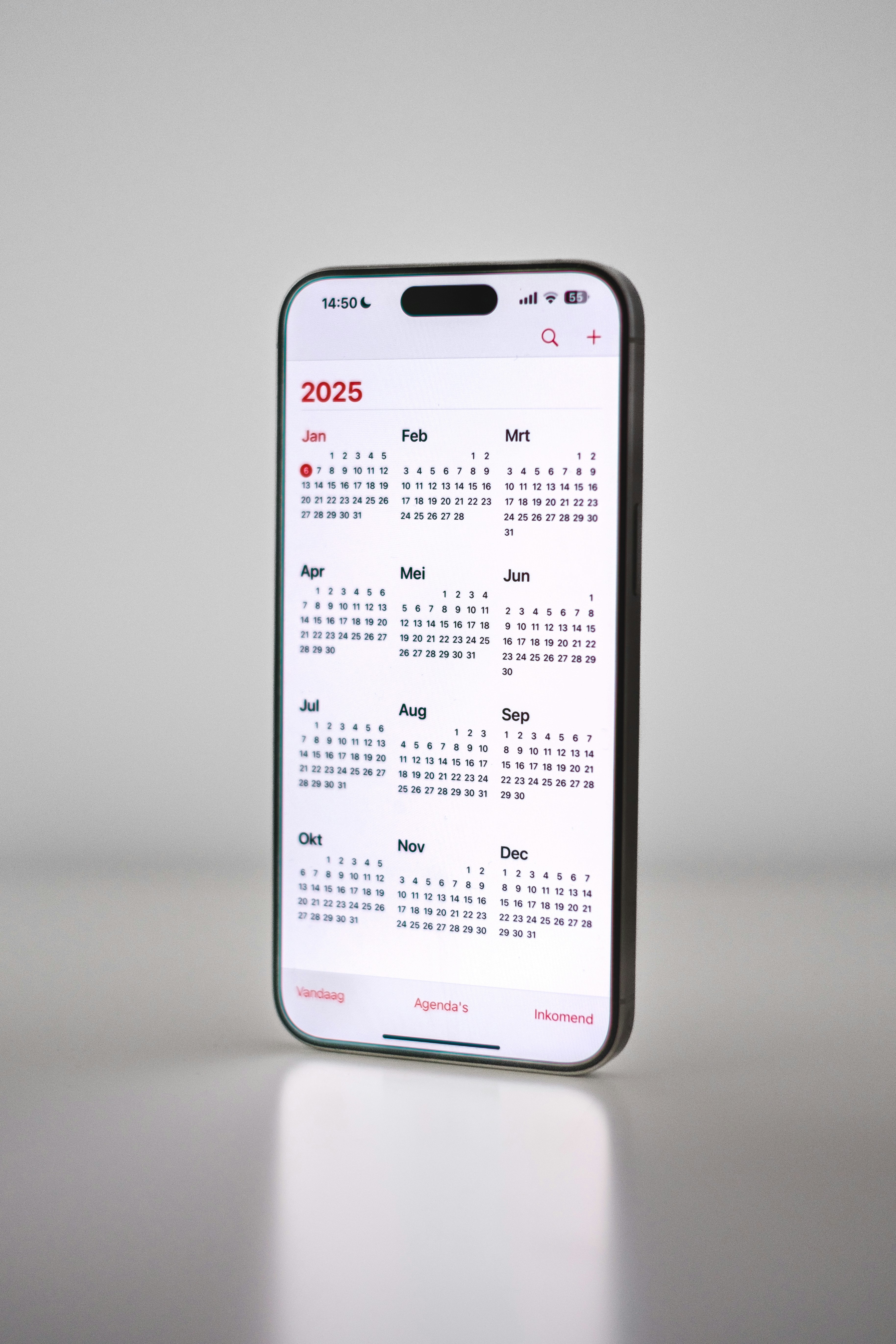 IPhone 15 Pro Max Calendar 2025