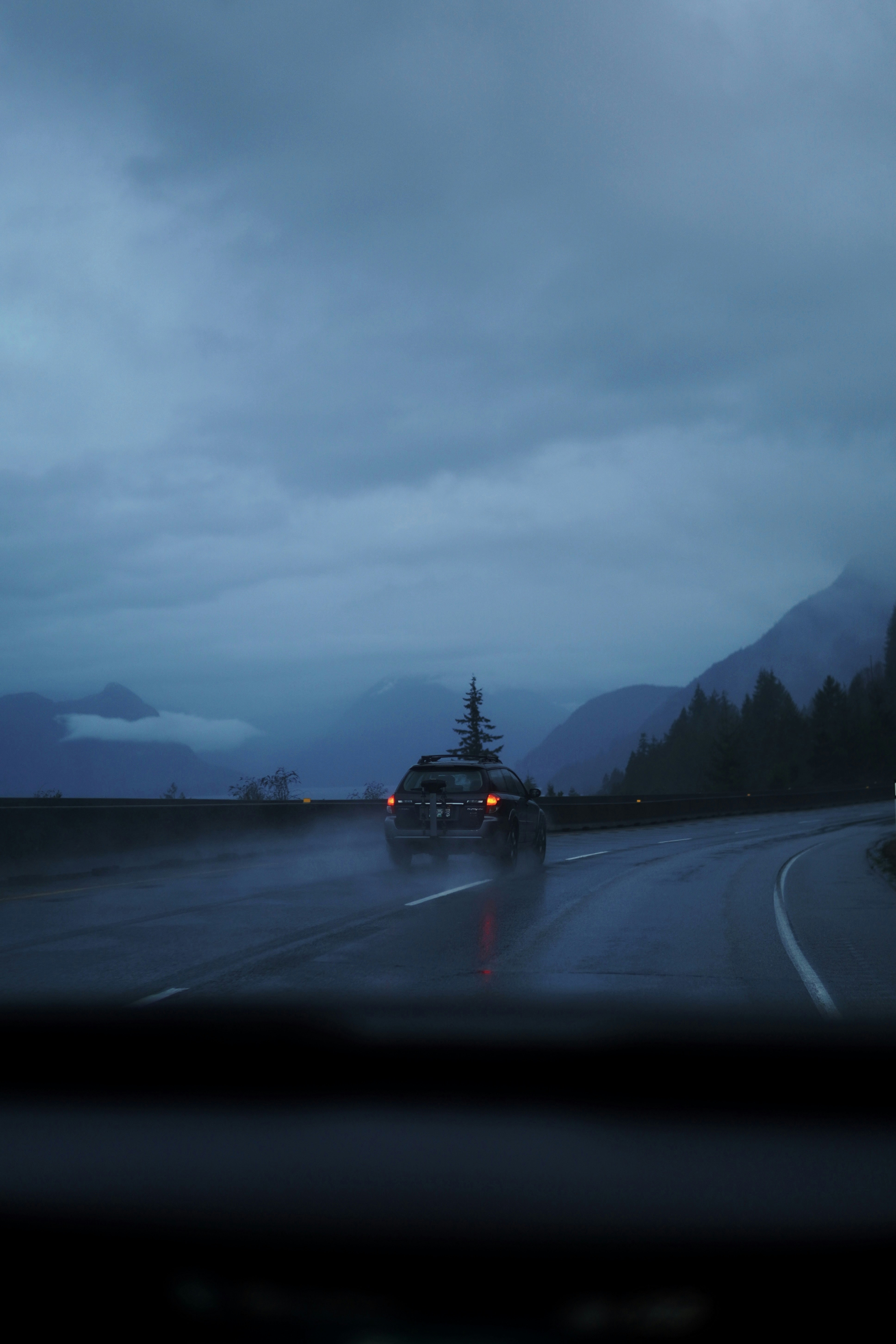 🚧 WBN News: Coquihalla Sinkhole Closure and Its Ripple Effects on Local Businesses