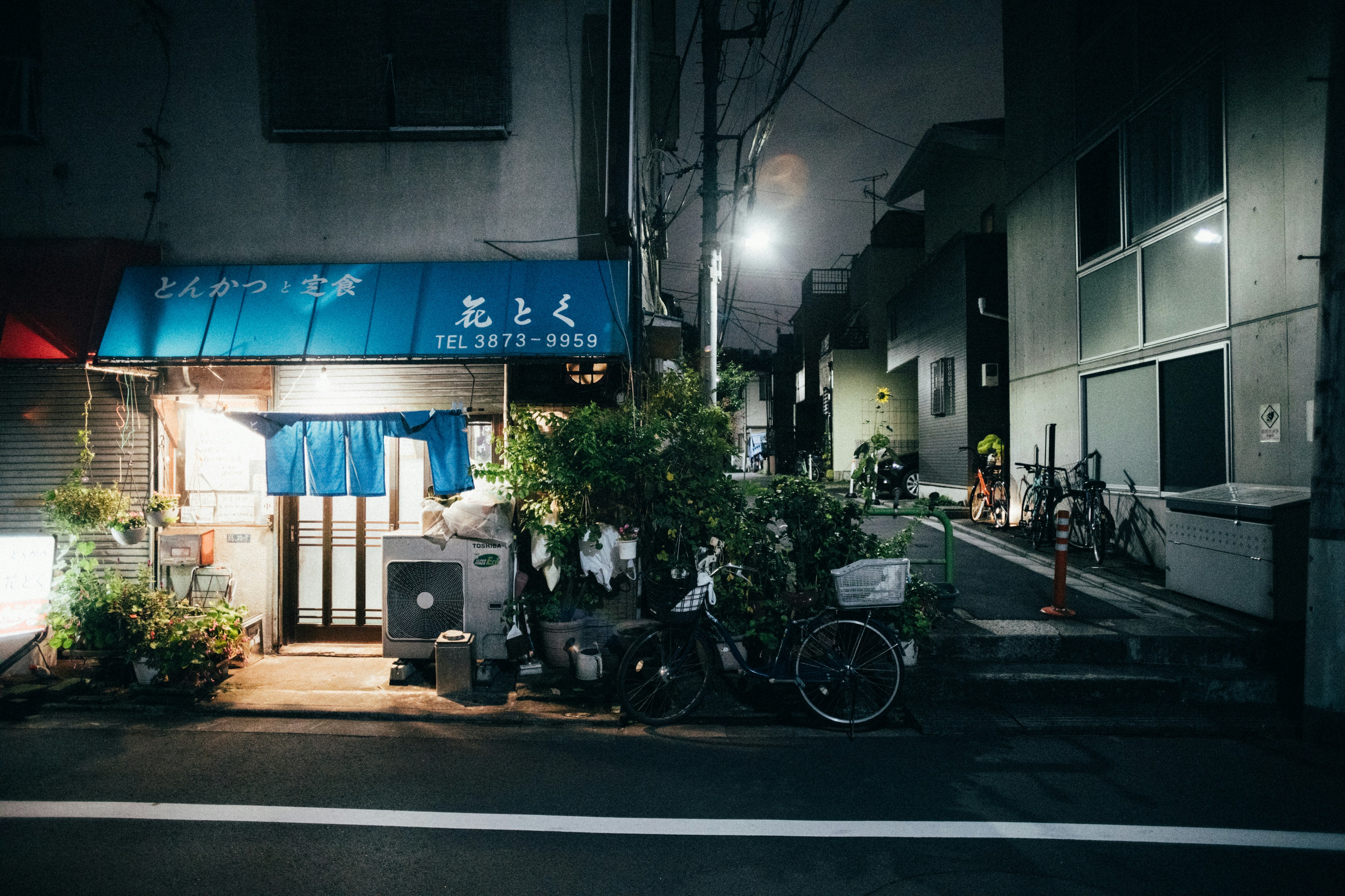 Photo by tsuyoshikozu