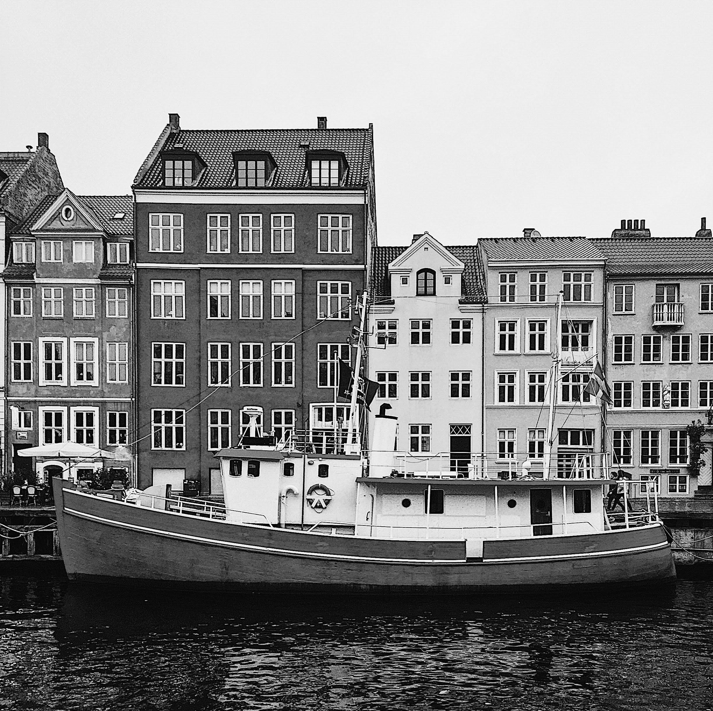 Photo by nicolazhukov