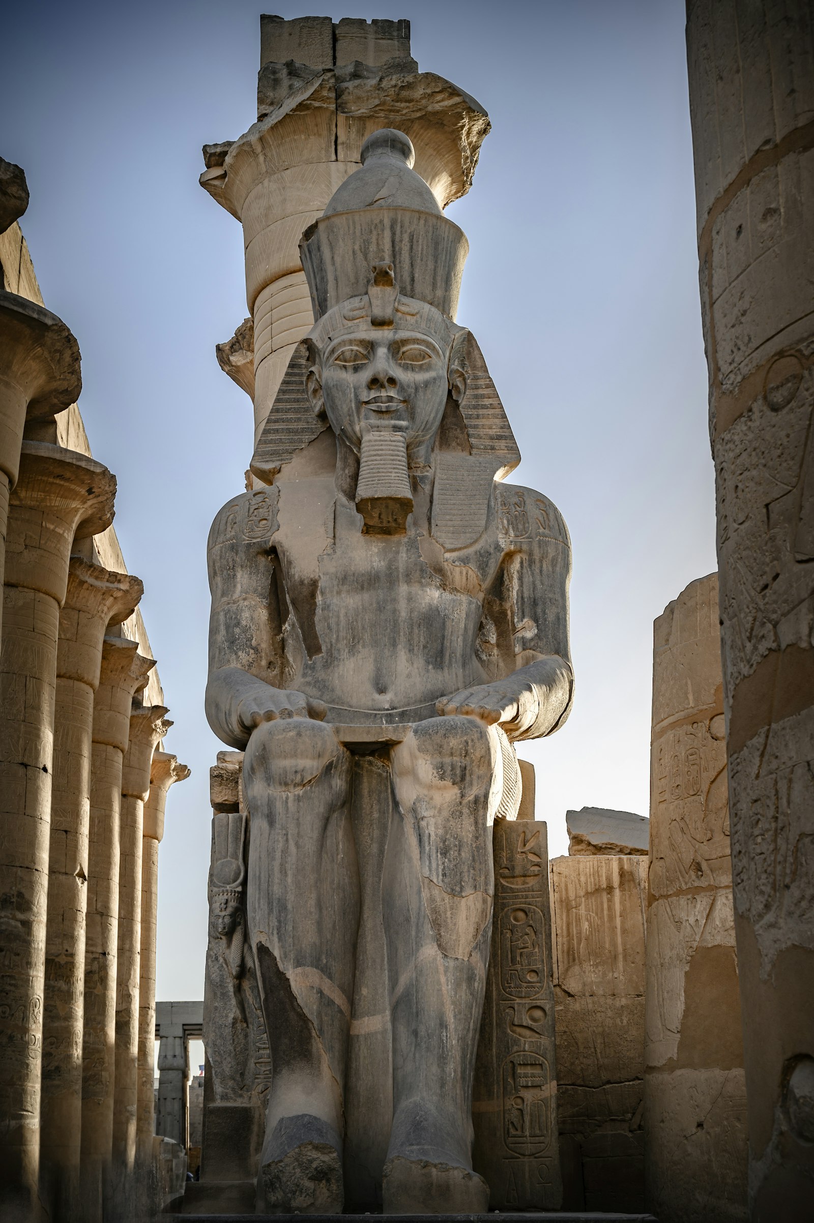 Rovine del Tempio funerario di Merenptah sulla sponda occidentale di Luxor