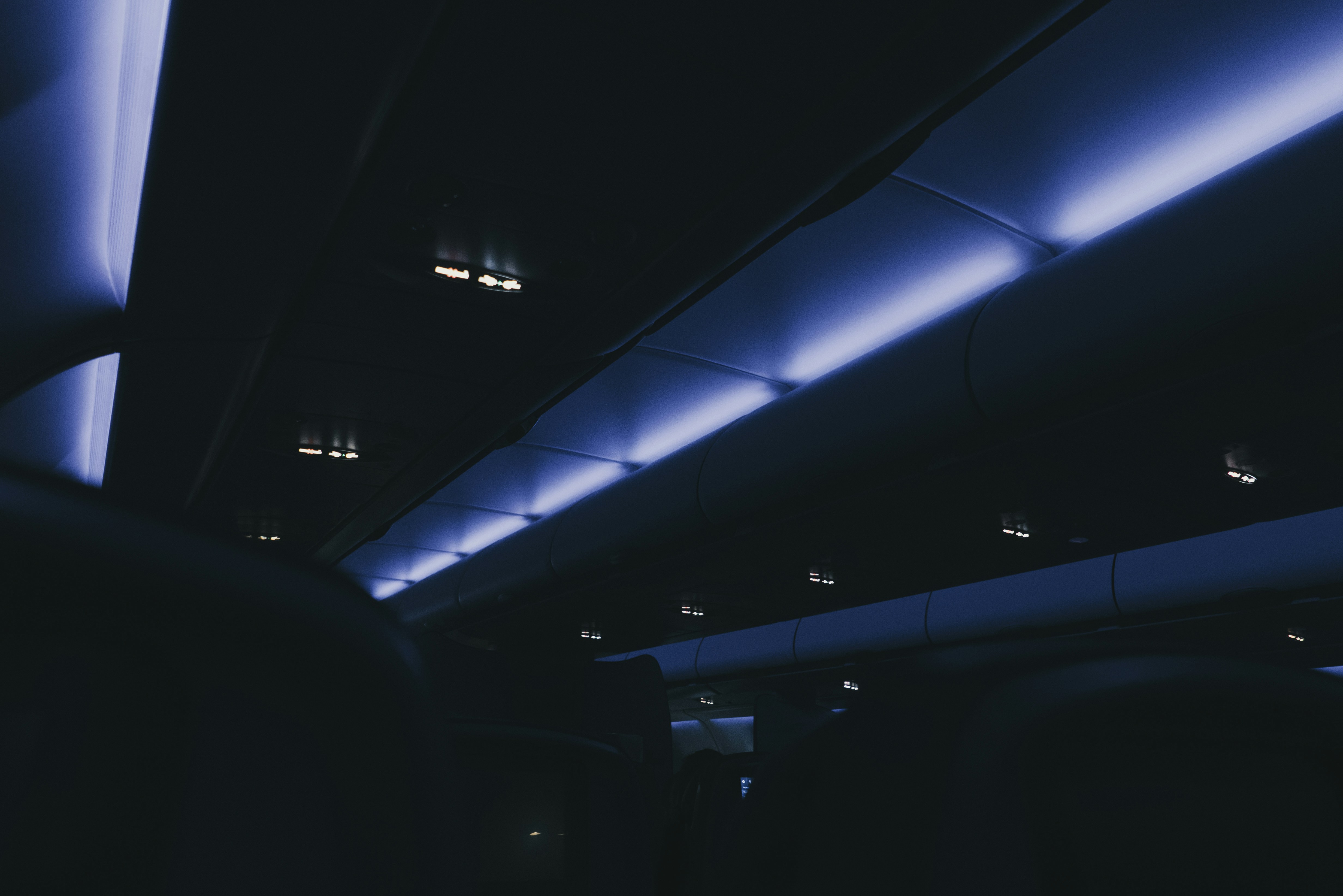 物を減らすと旅行費は安くなる？荷物軽量化の経済効果関連画像