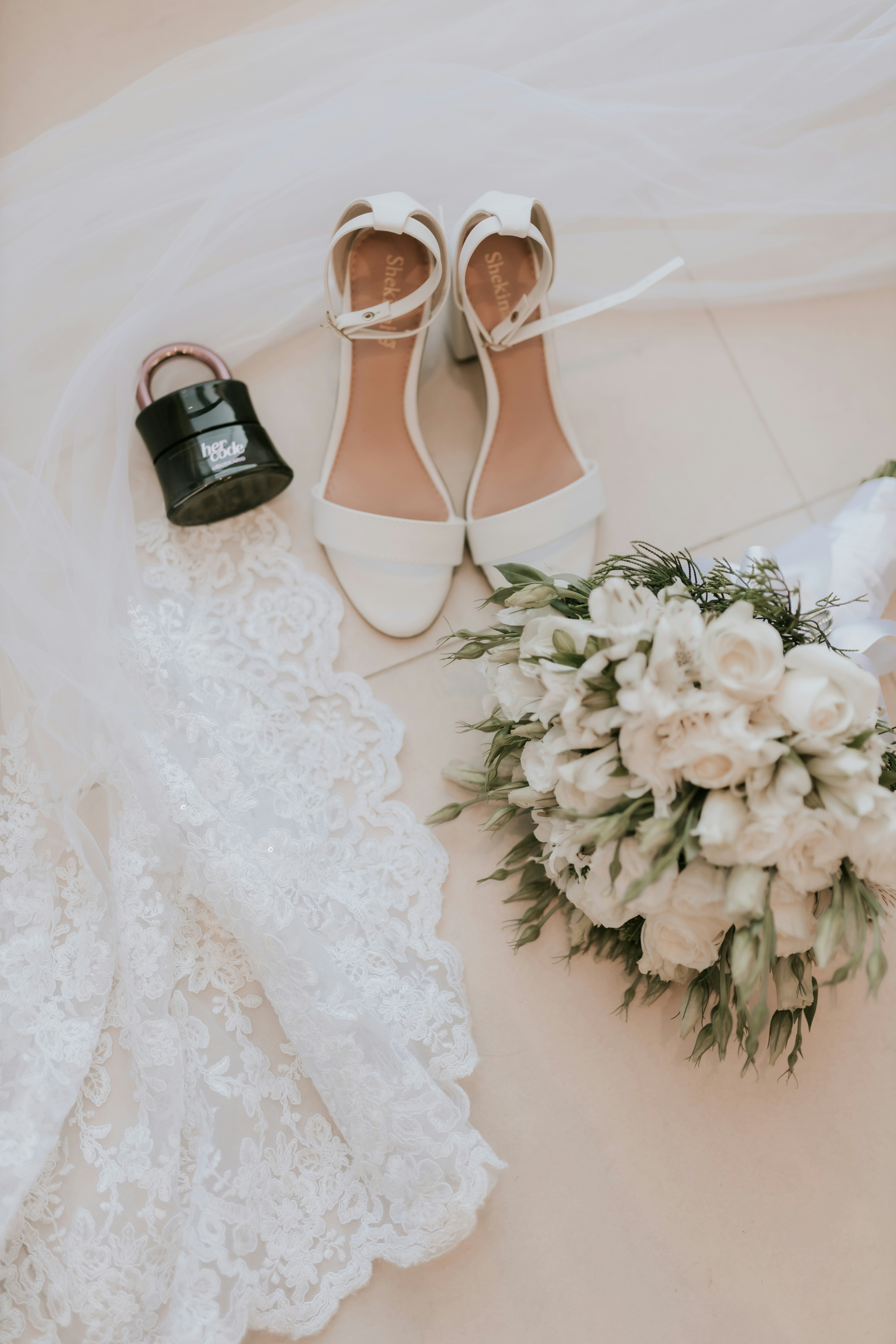 Photo by alexandermassph