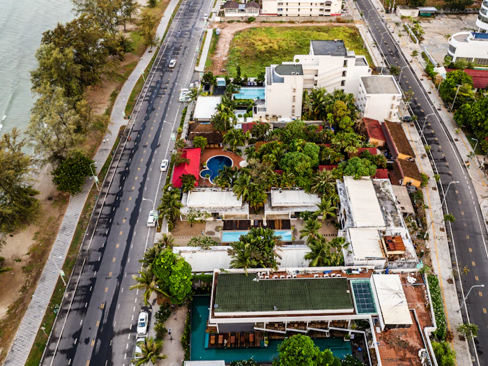 Hotels With Rooftop Pools