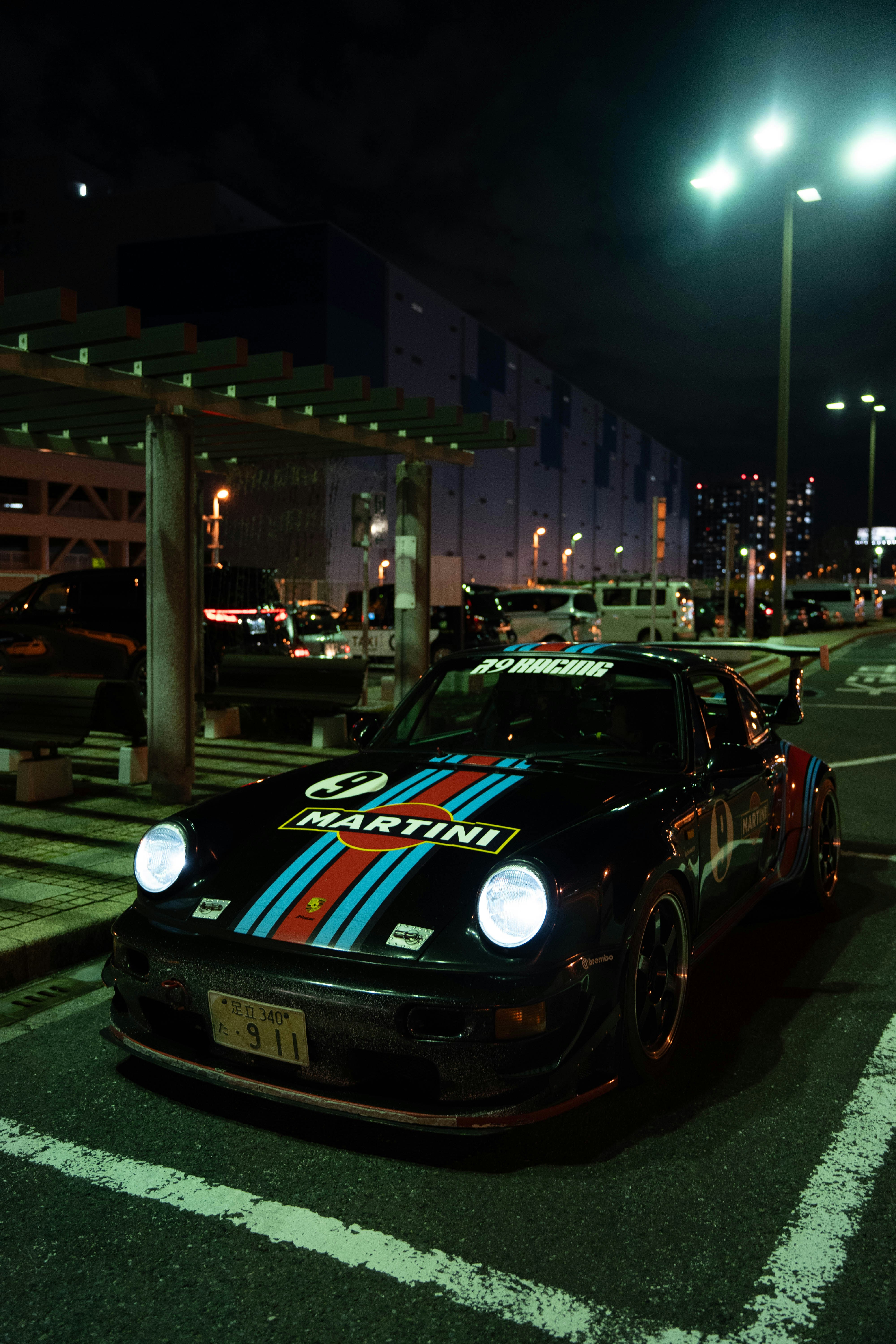 RWB Porsche widebody stance, ilustrasi artikel The Rough World Aesthetic: Finding the Ultimate RWB Porsche 911 Wallpapers 7