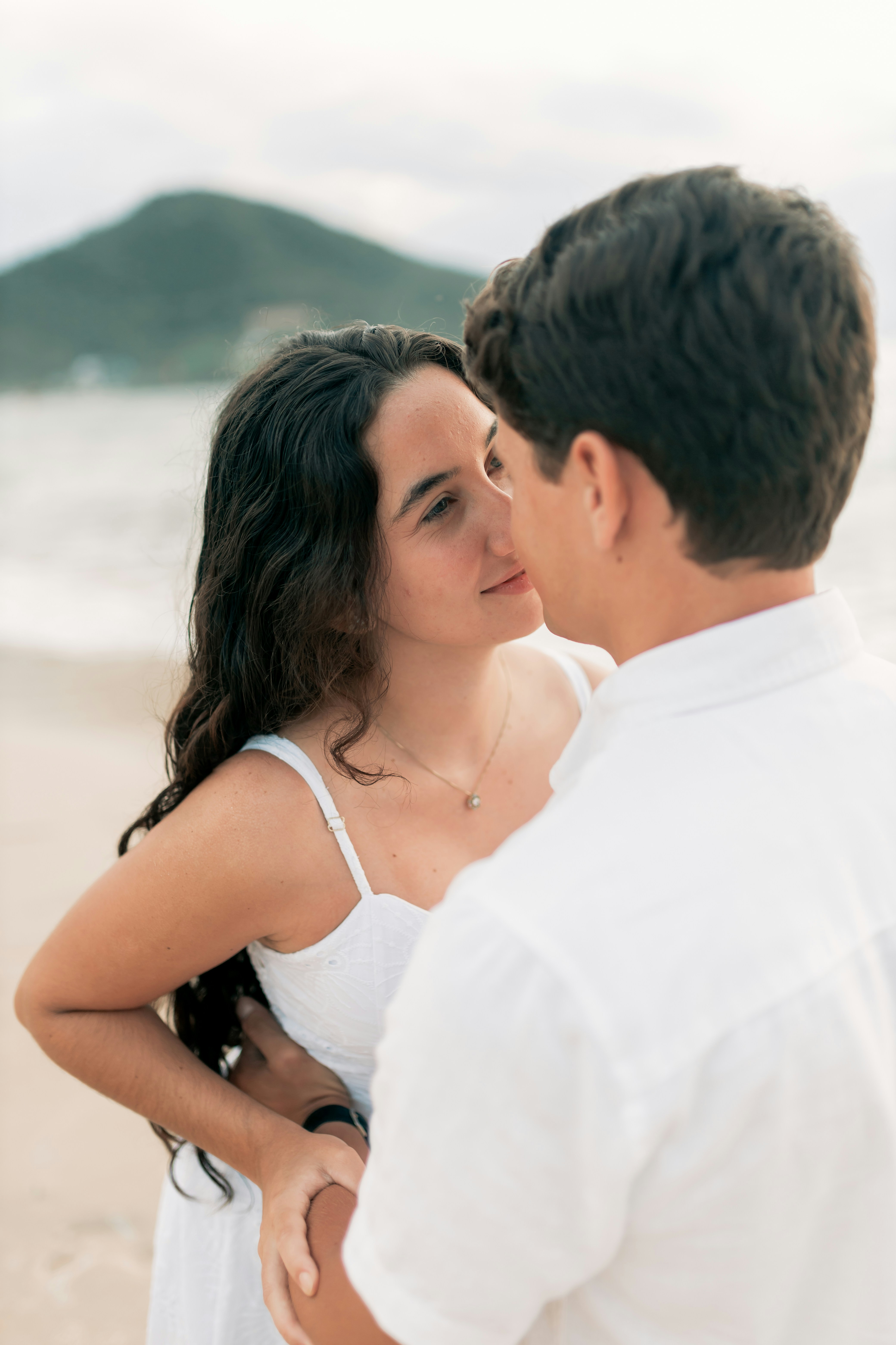 desire - manifest fulfilling relationships using Law of Attraction