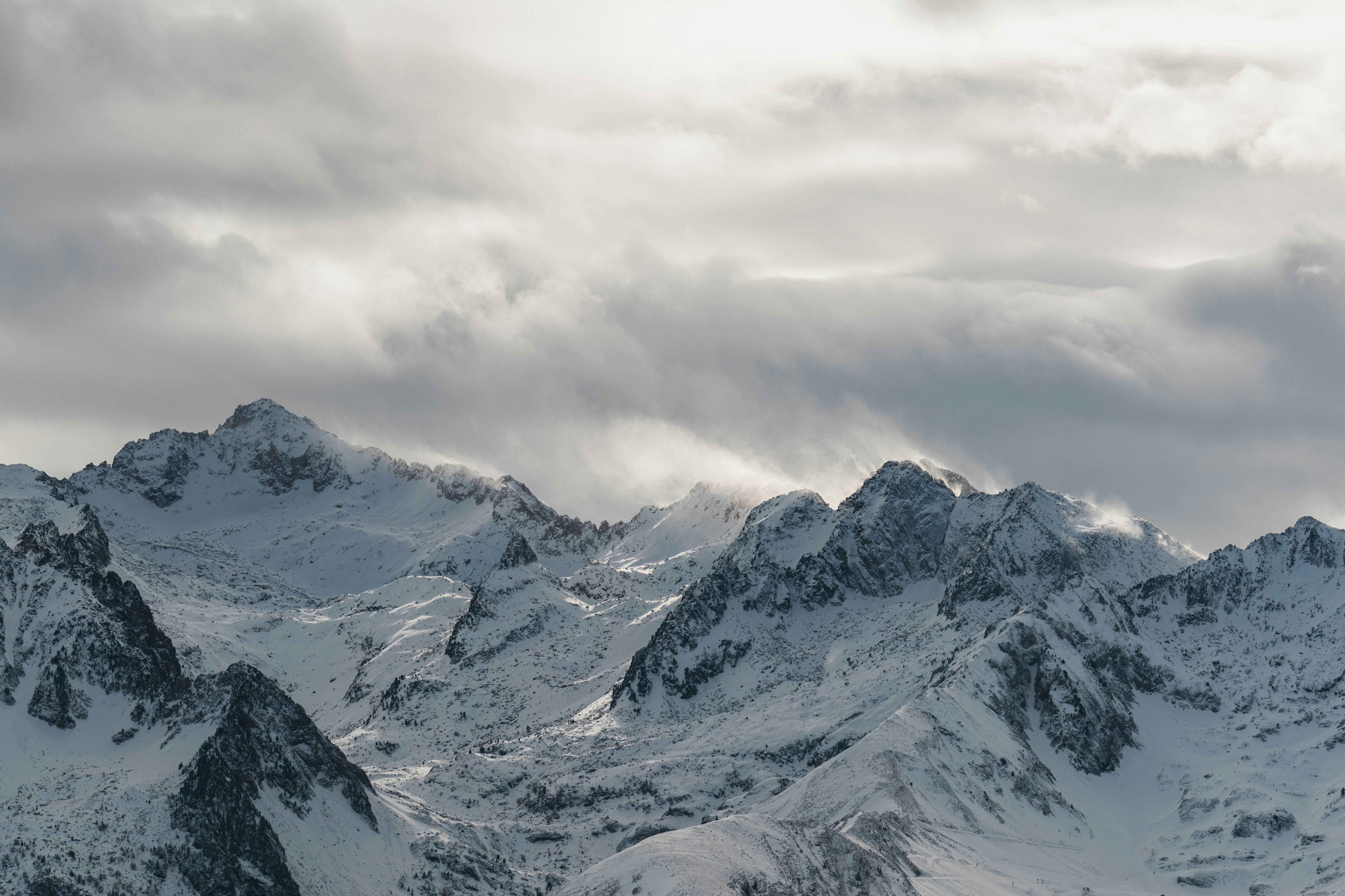 Photo by mathieuodin