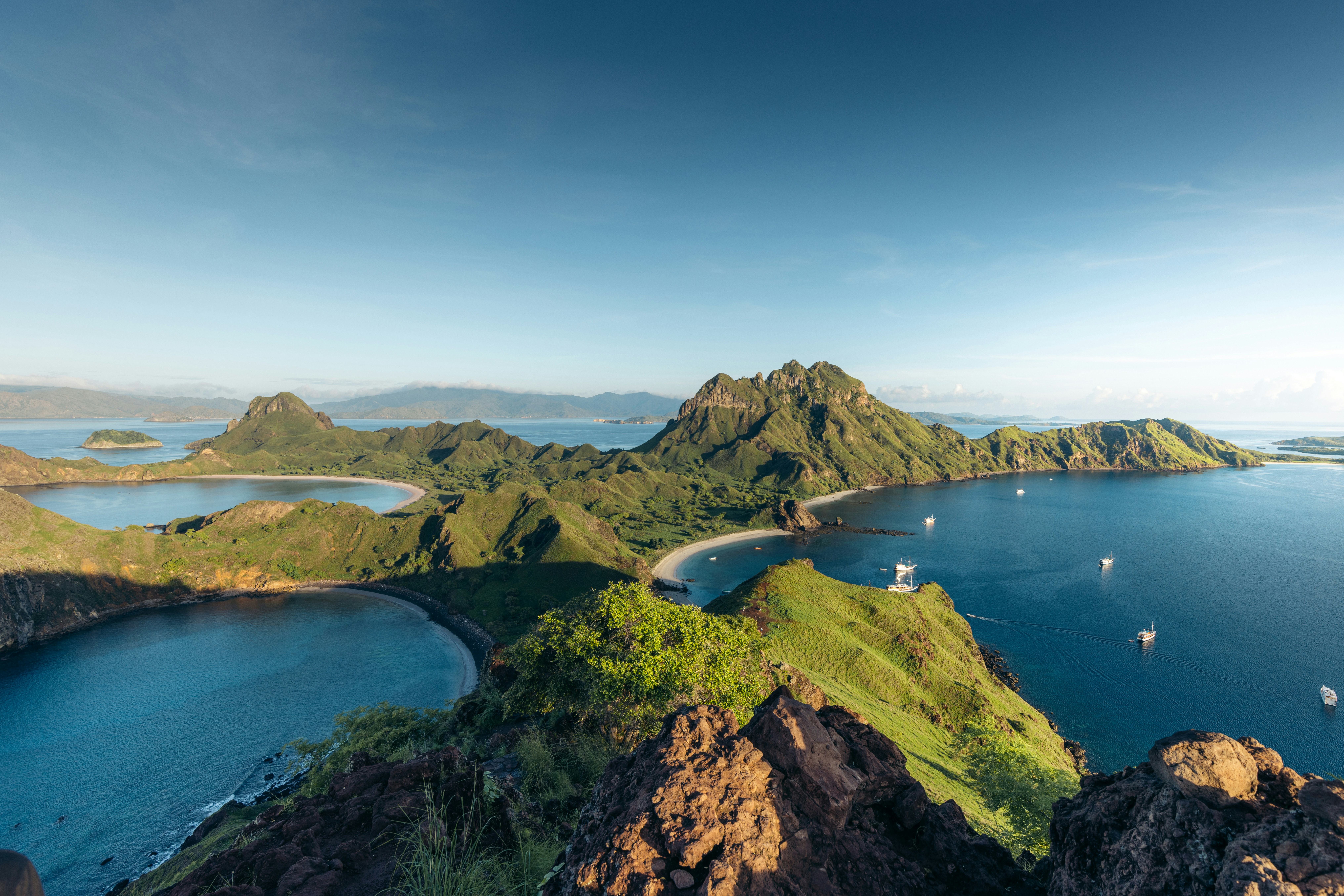 Komodo Island – Nightlife & Evening Culture