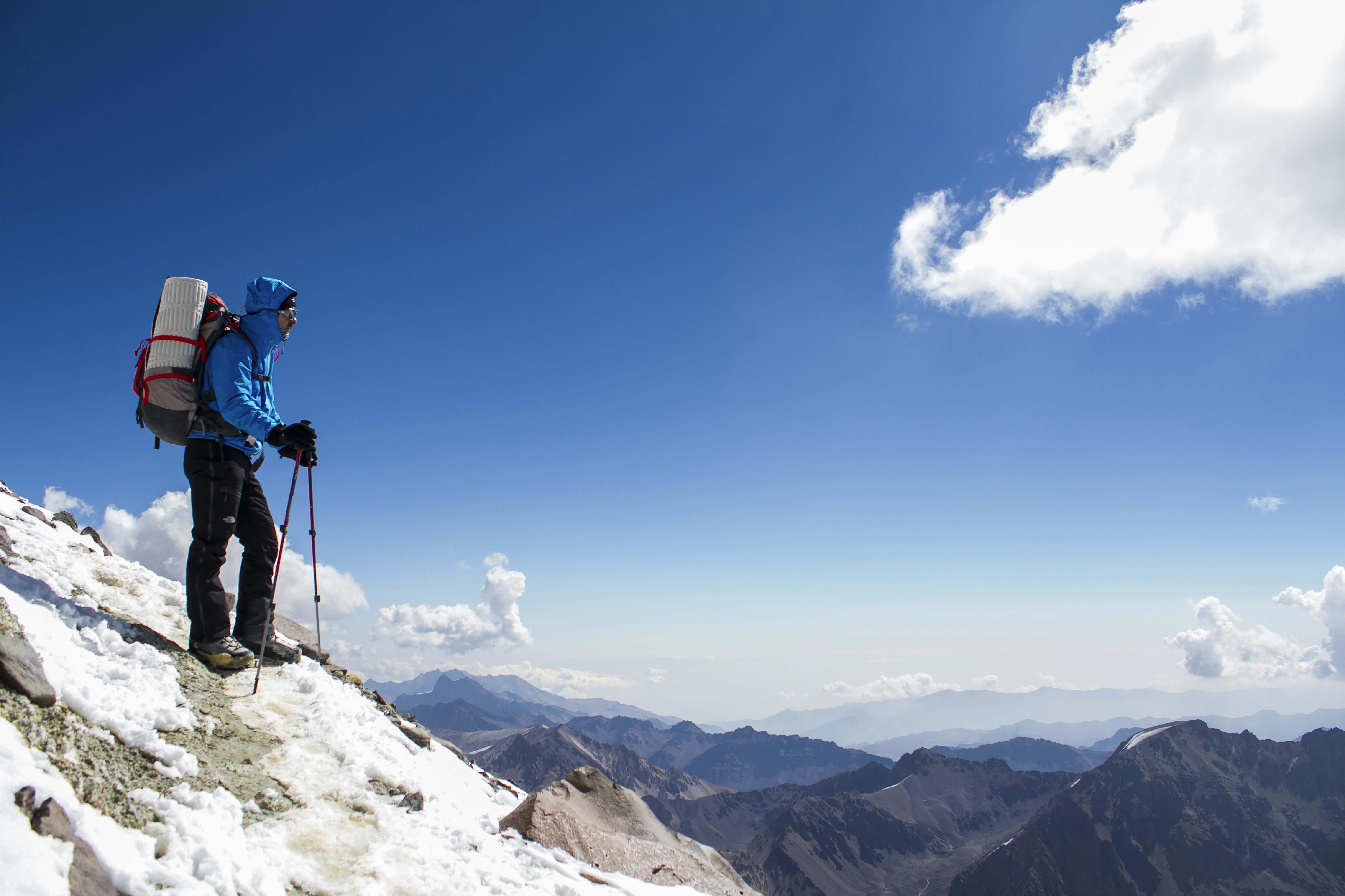 Altitude Training Supplements That Actually Work (And What's Just Hype)