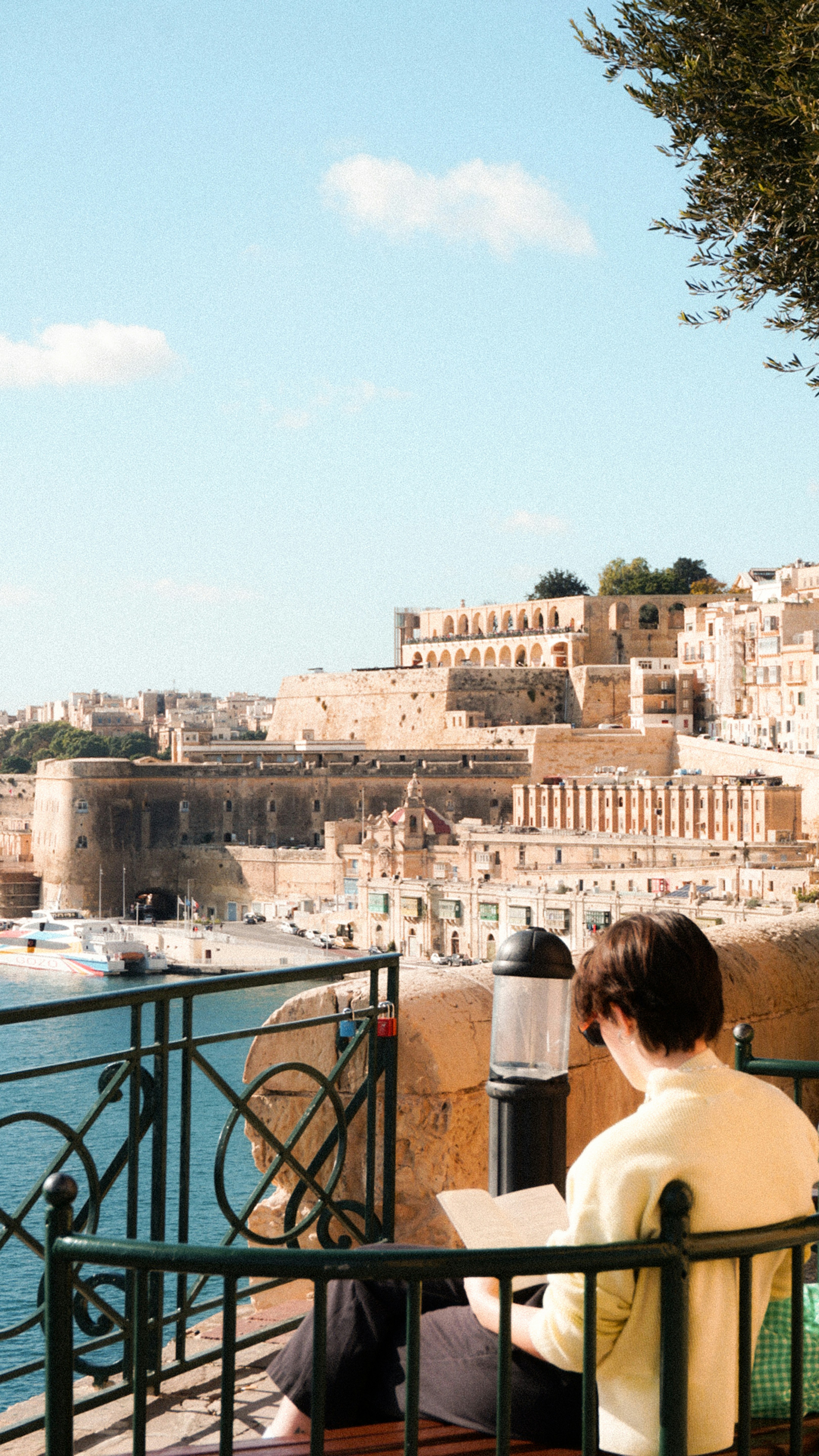 Photo by anjaleemingbecker