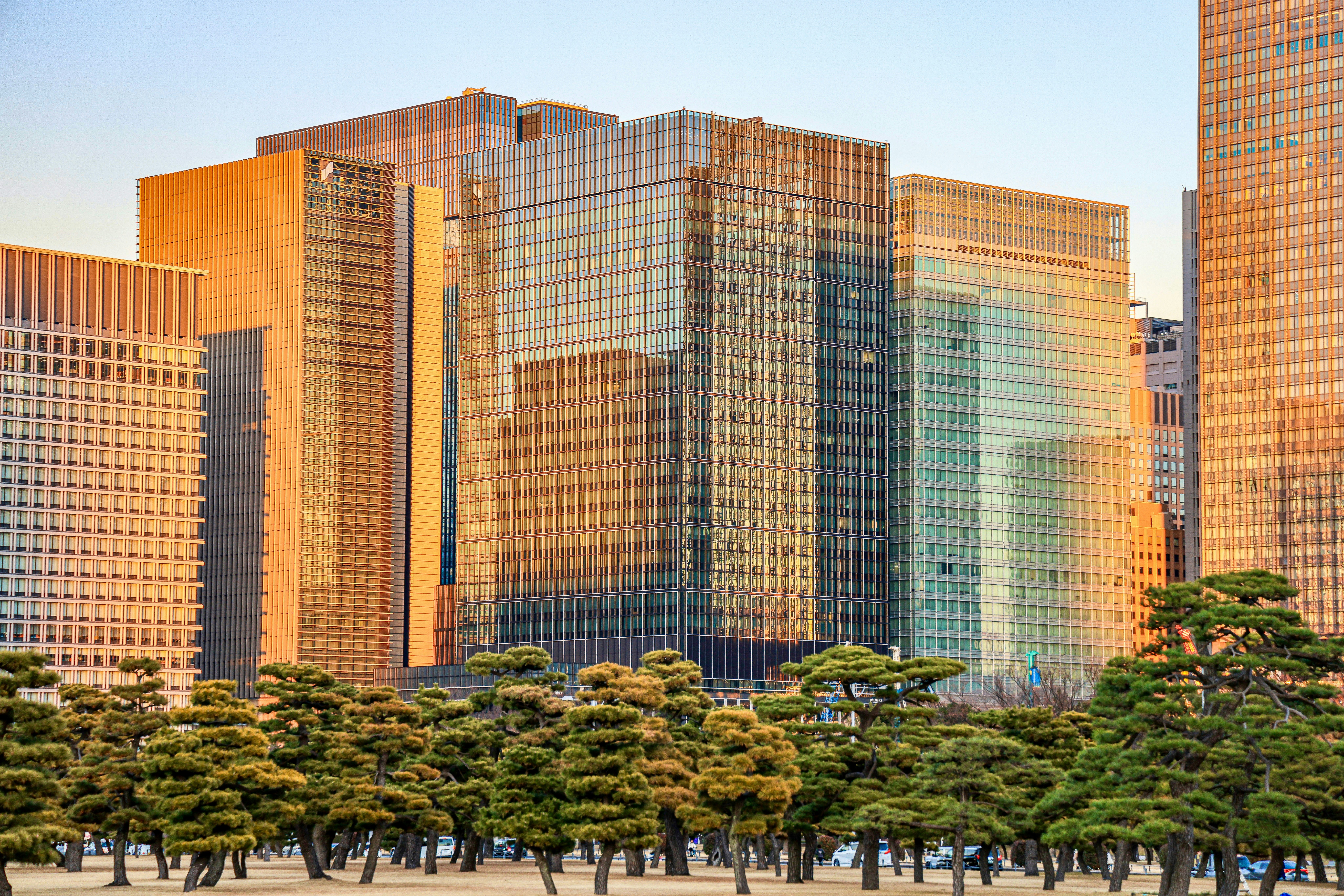 Photo by maximilian_brand