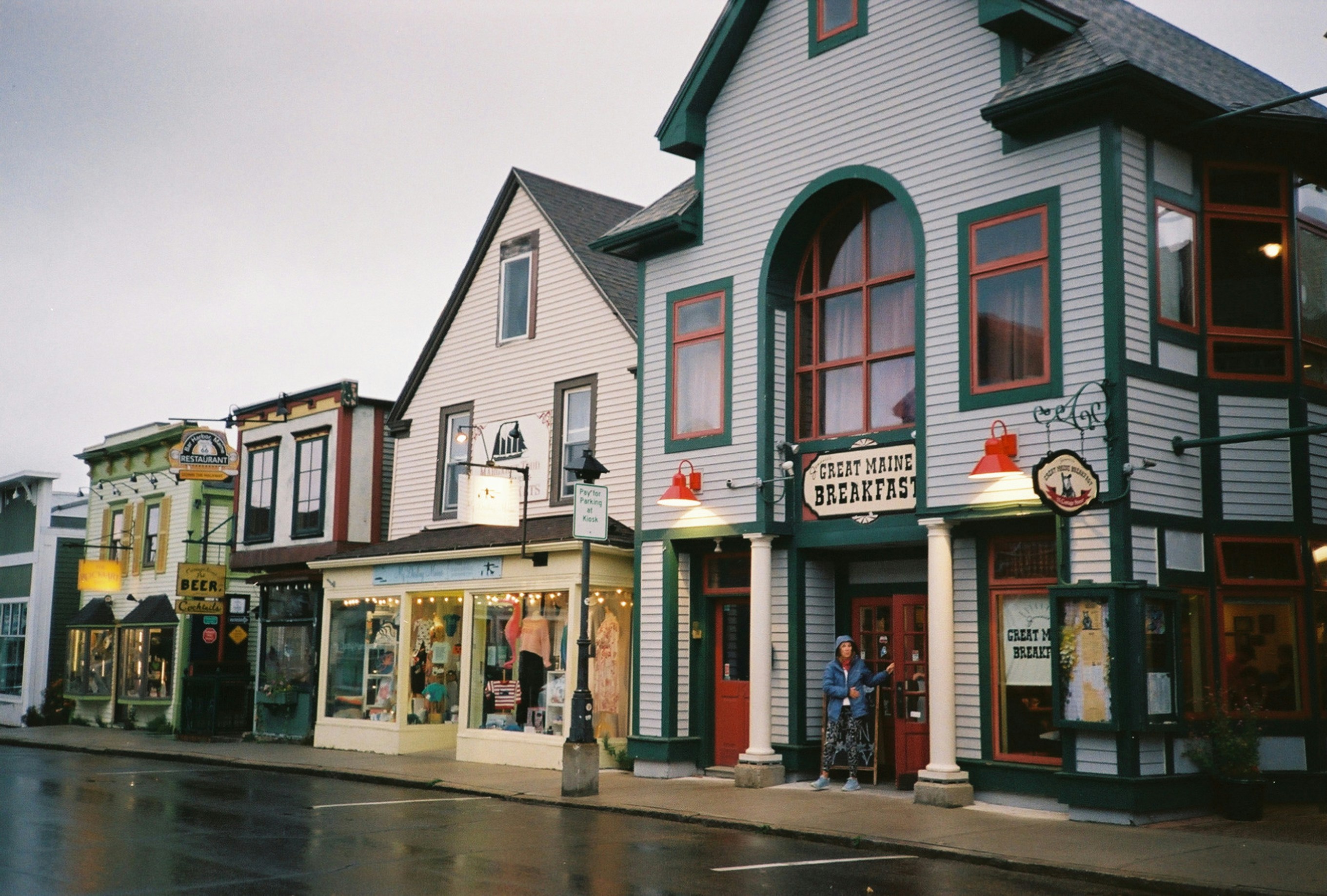 From .nyc to .quebec: How Local Domains Help You Stand Out Online