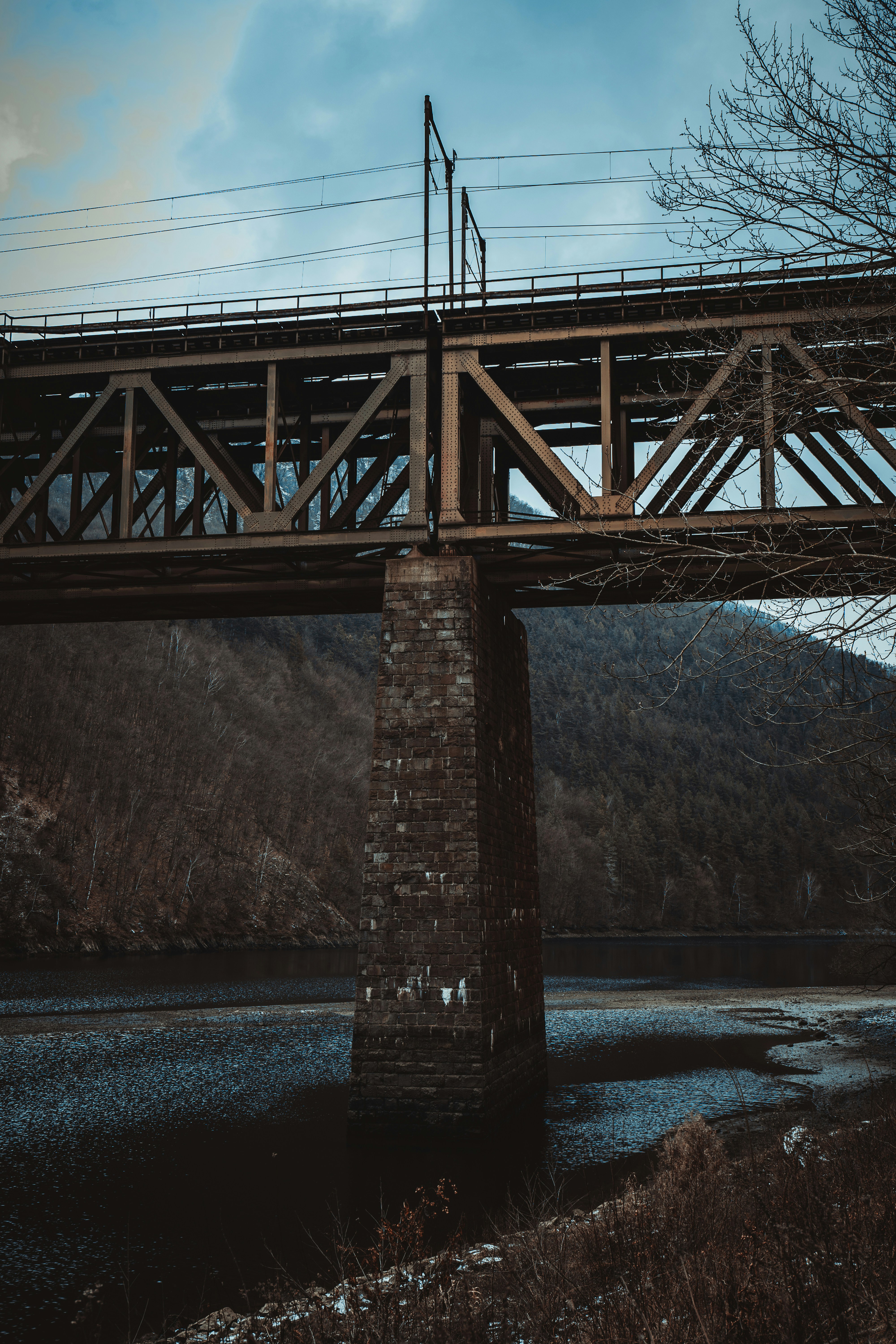 Photo by lukasparnican