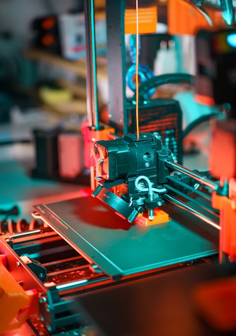 A close up of a 3D printer machine
