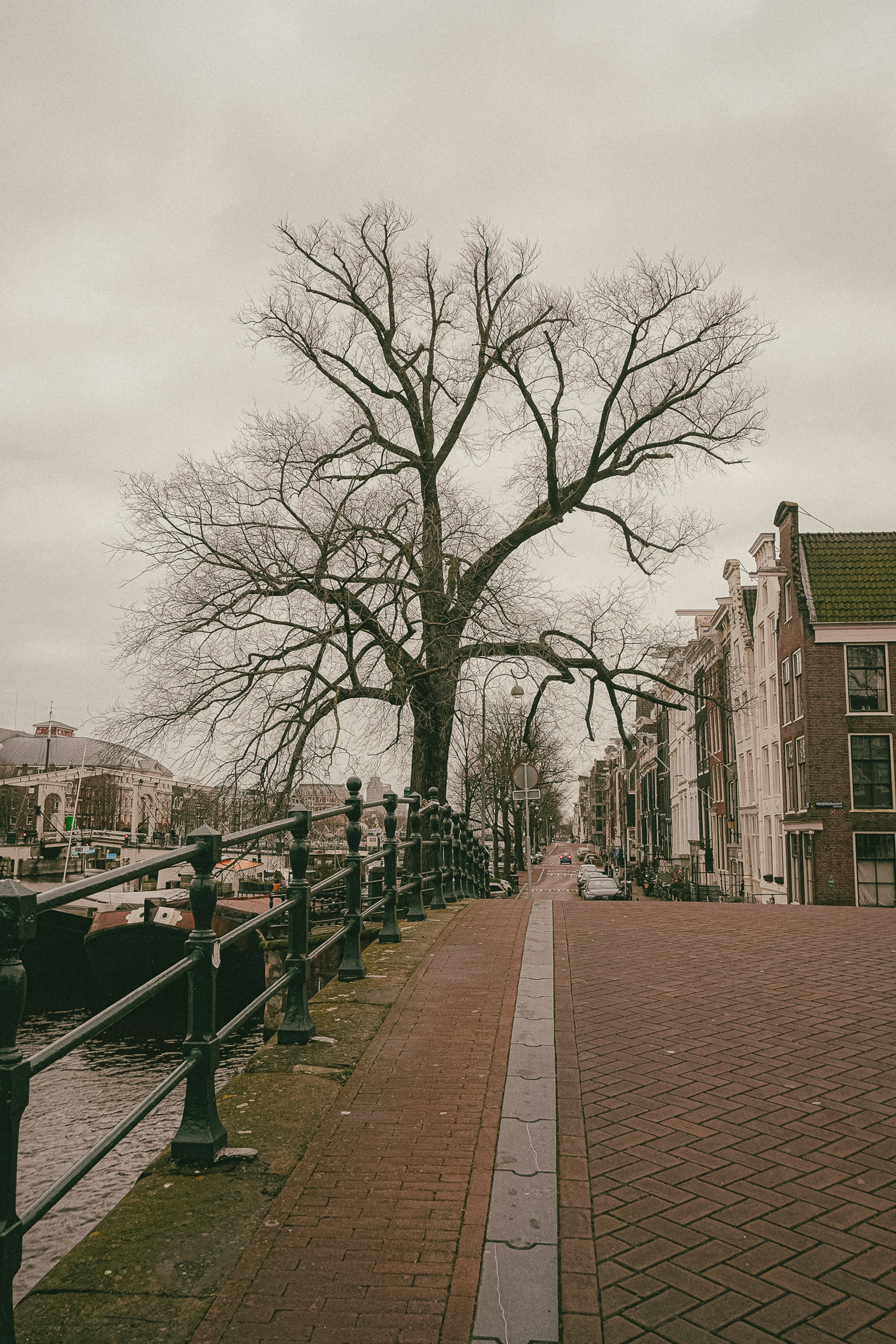 Photo by itsaroadmap