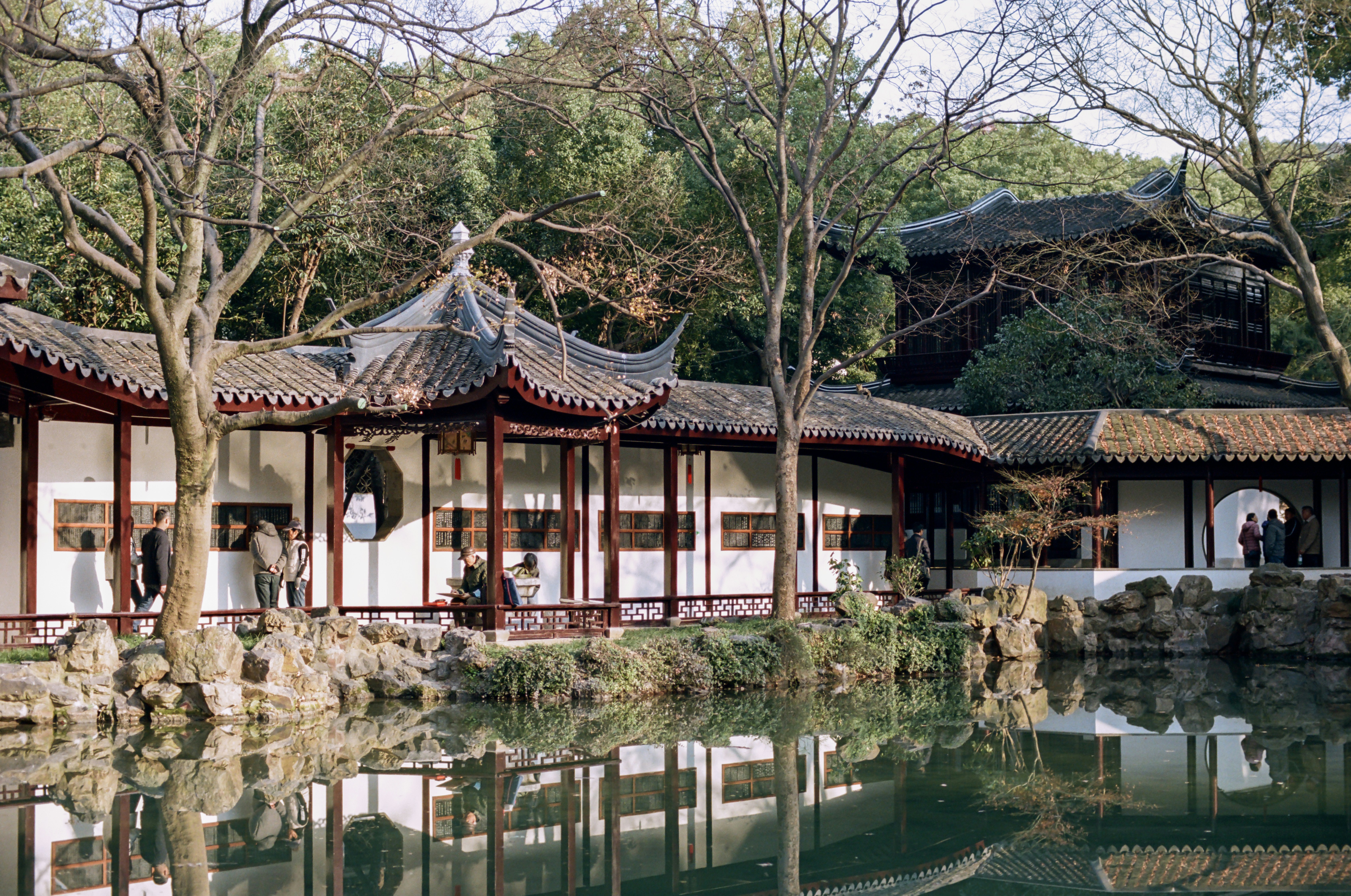 Photo by zhenyao_photo