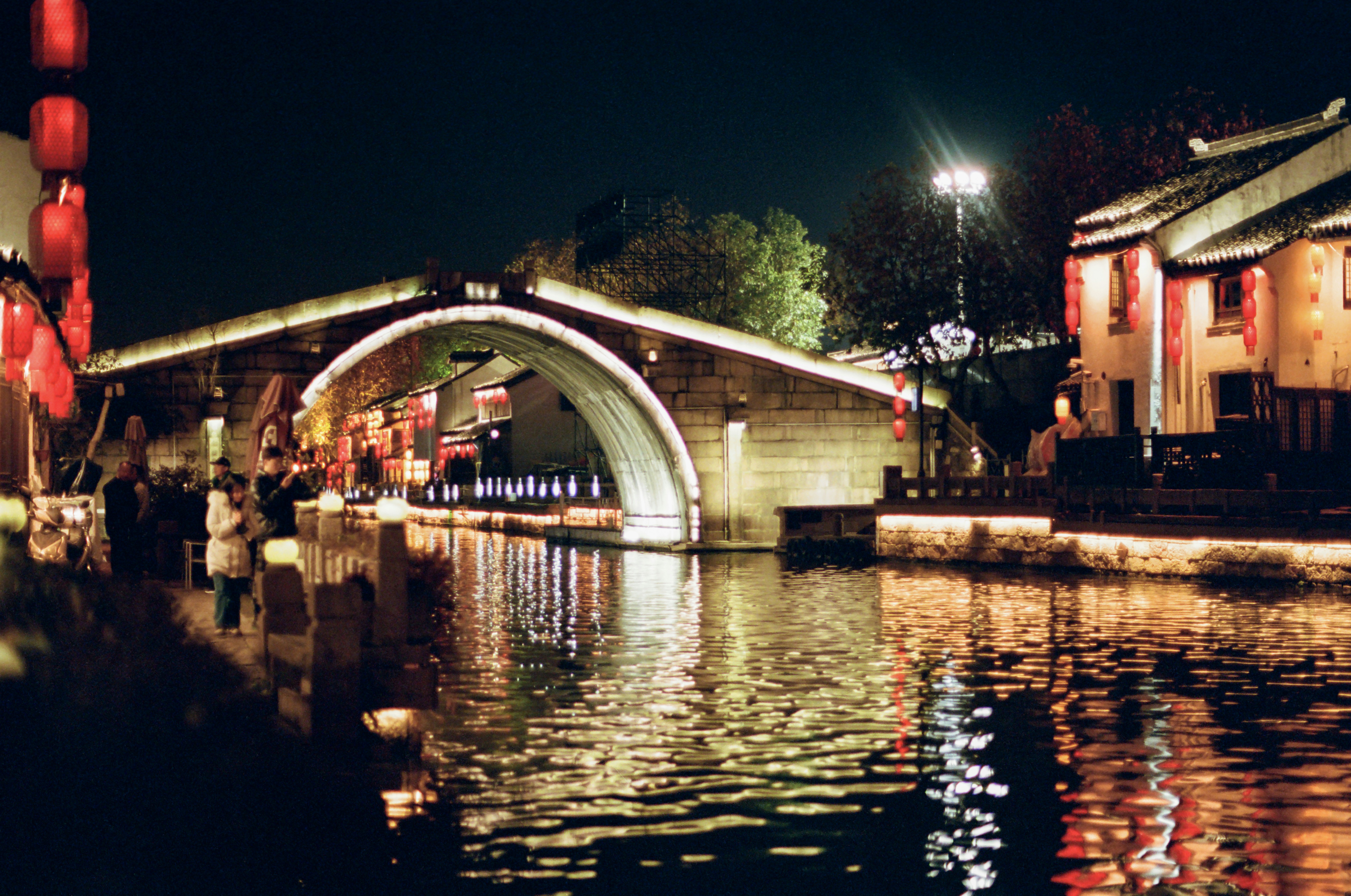 Photo by zhenyao_photo